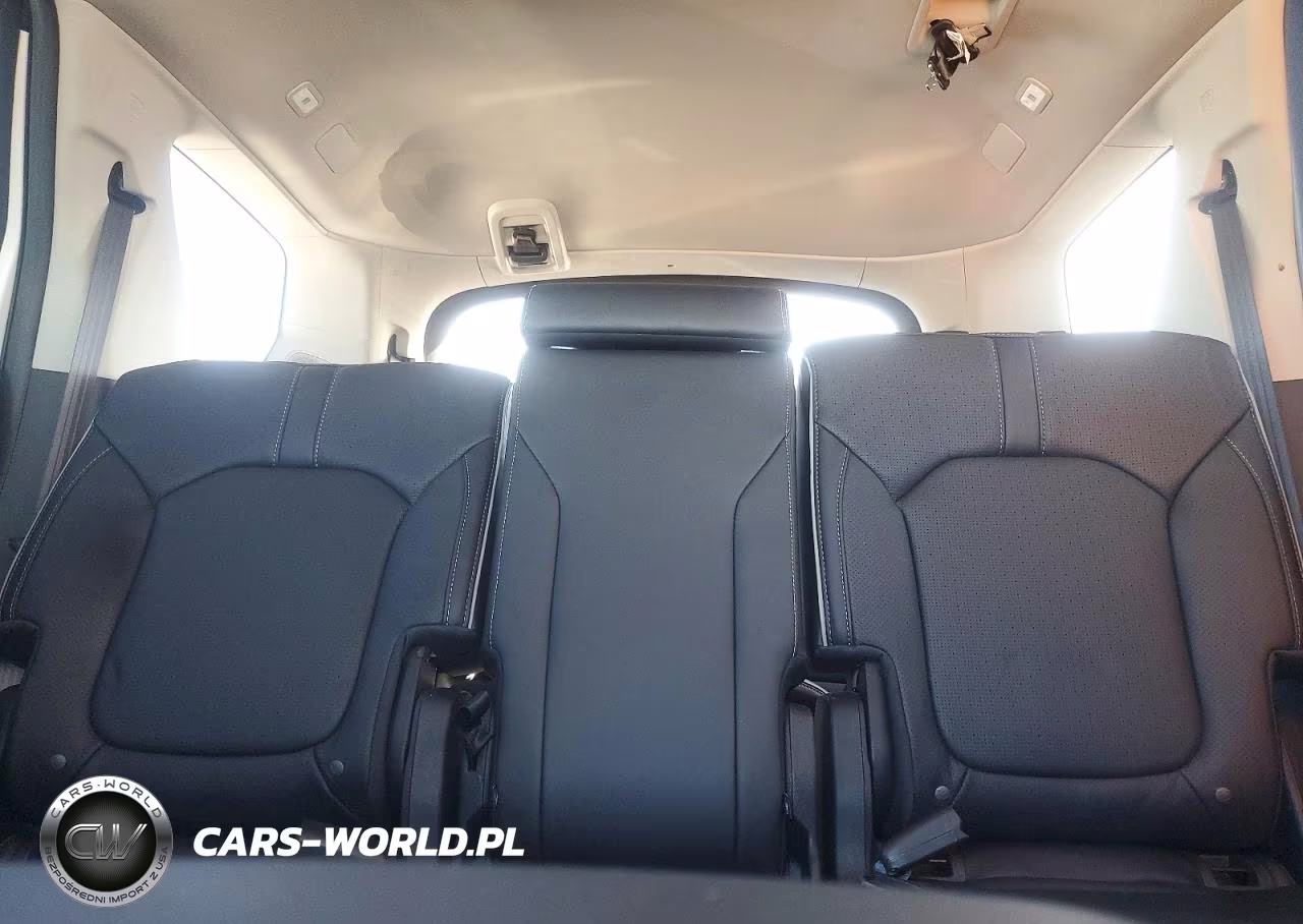 2024 Honda Pilot Elite VIN:5FNYG1H85RB032004 - 10