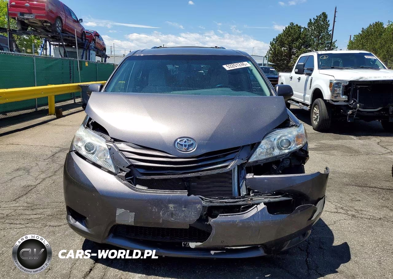 2015 Toyota Sienna Le VIN:5TDKK3DC0FS586455 - 5