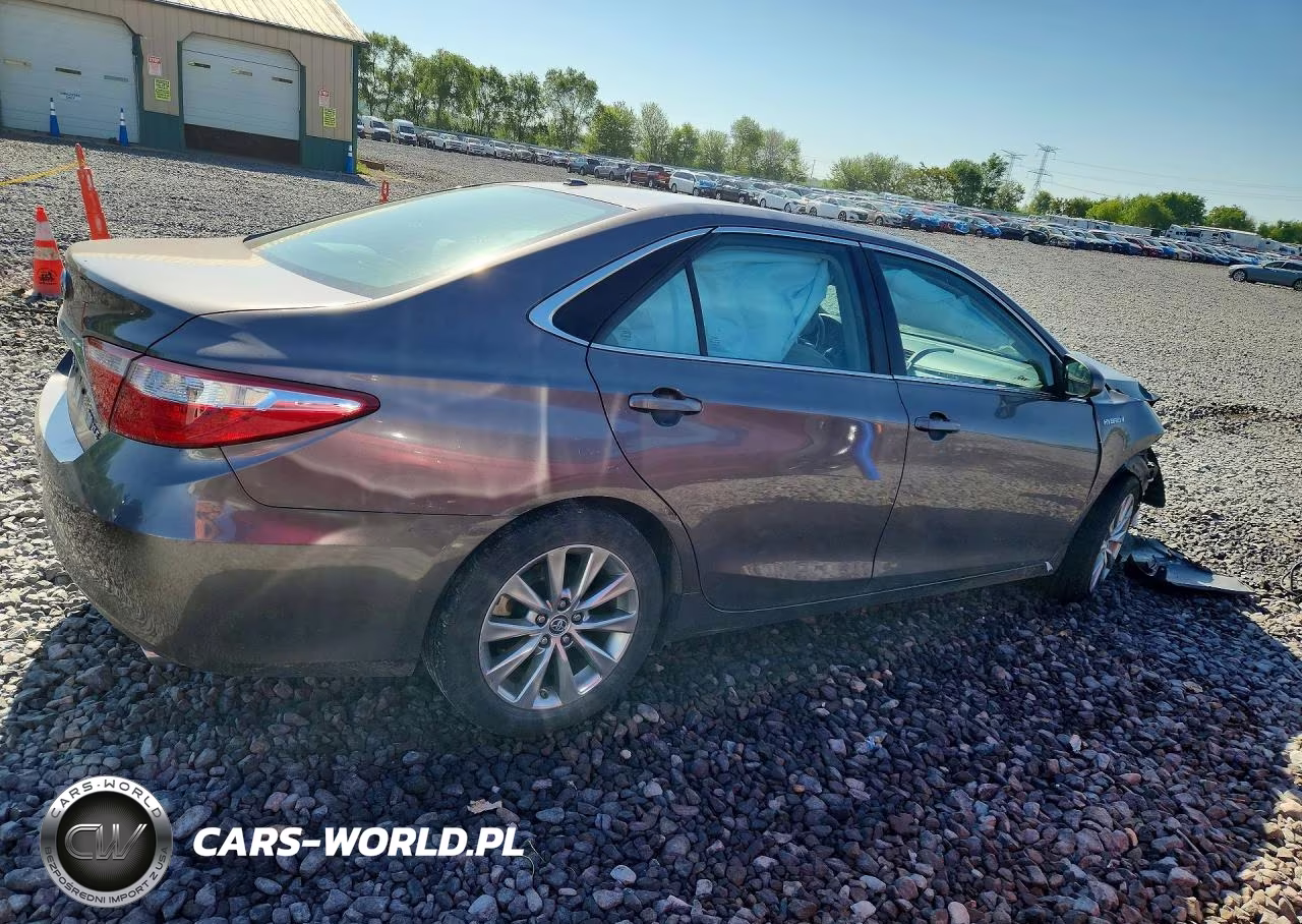 2015 Toyota Camry Hybrid Xle VIN:4T1BD1FK8FU145294 - 3