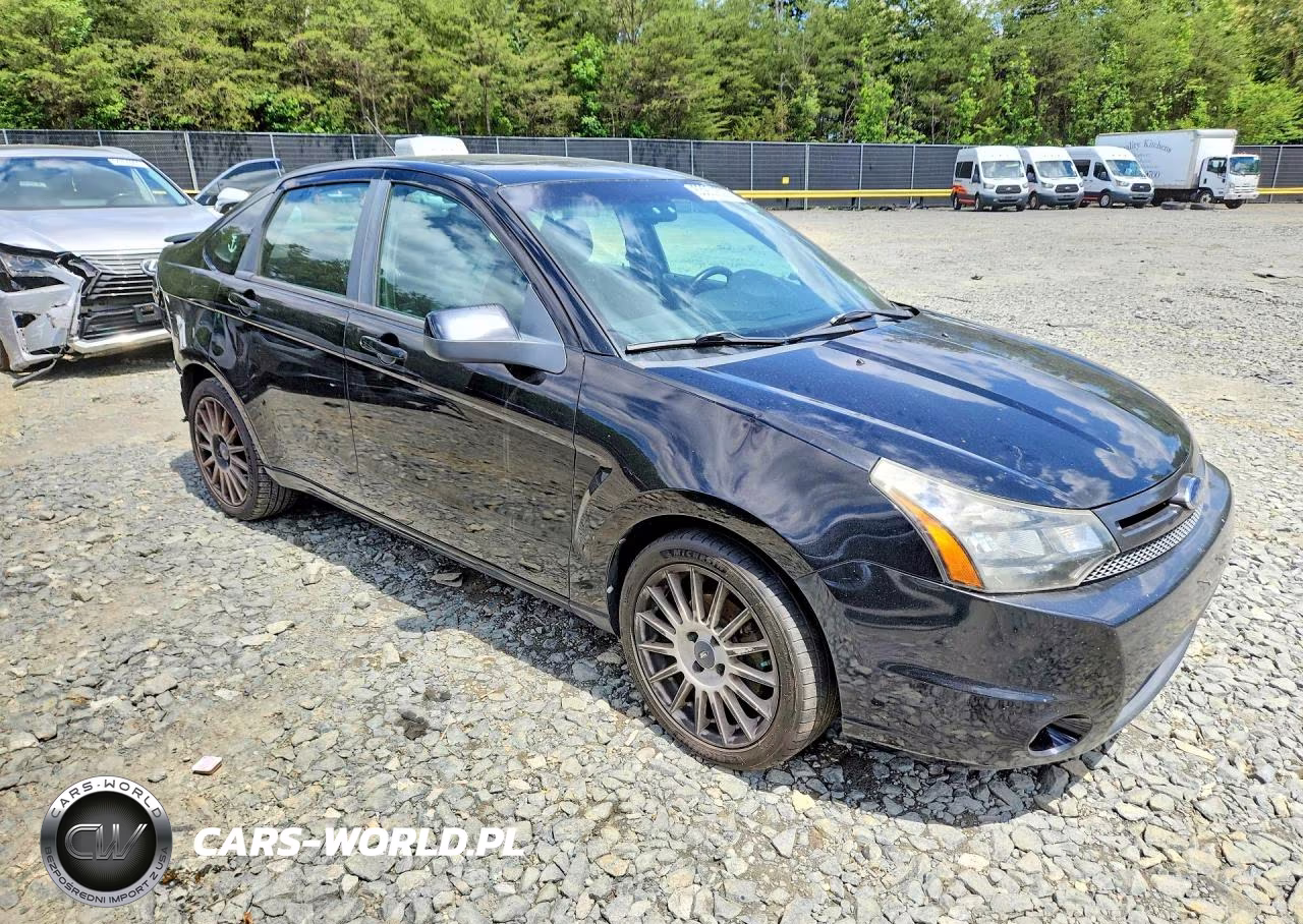 2010 Ford Focus Ses VIN:1FAHP3GN0AW149045 - 4