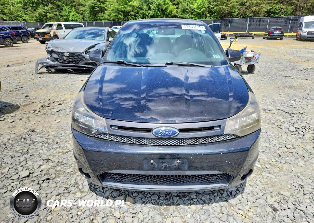 2010 Ford Focus Ses VIN:1FAHP3GN0AW149045 - 5