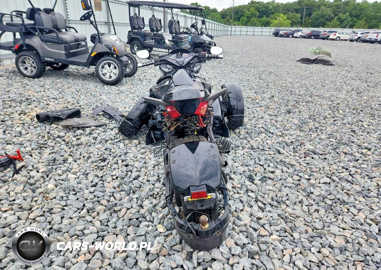 2008 Can-Am Spyder Roadster Rs VIN:2BXJAUA178V000327 - 4