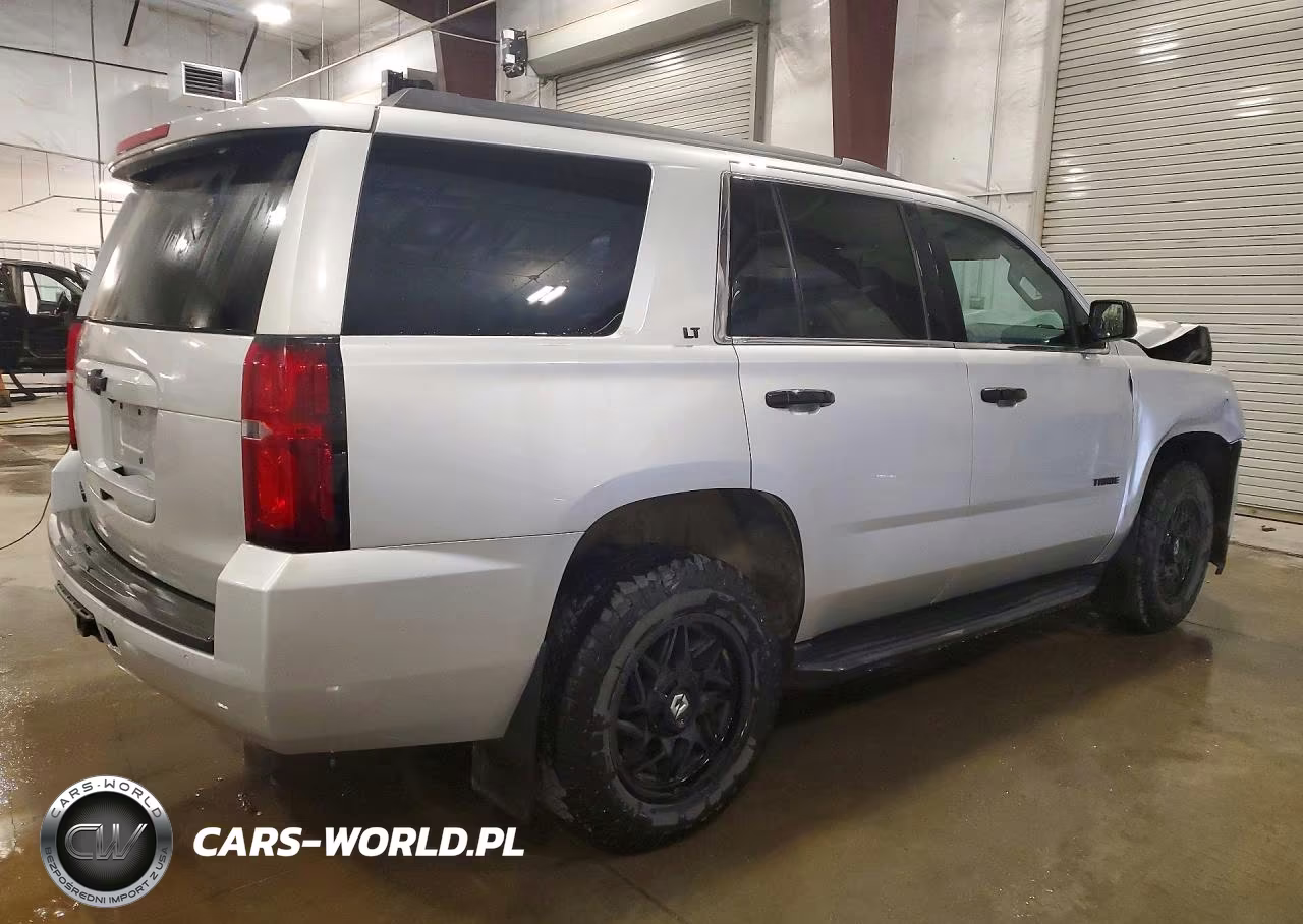 2018 Chevrolet Tahoe K1500 Lt VIN:1GNSKBKC0JR358807 - 3