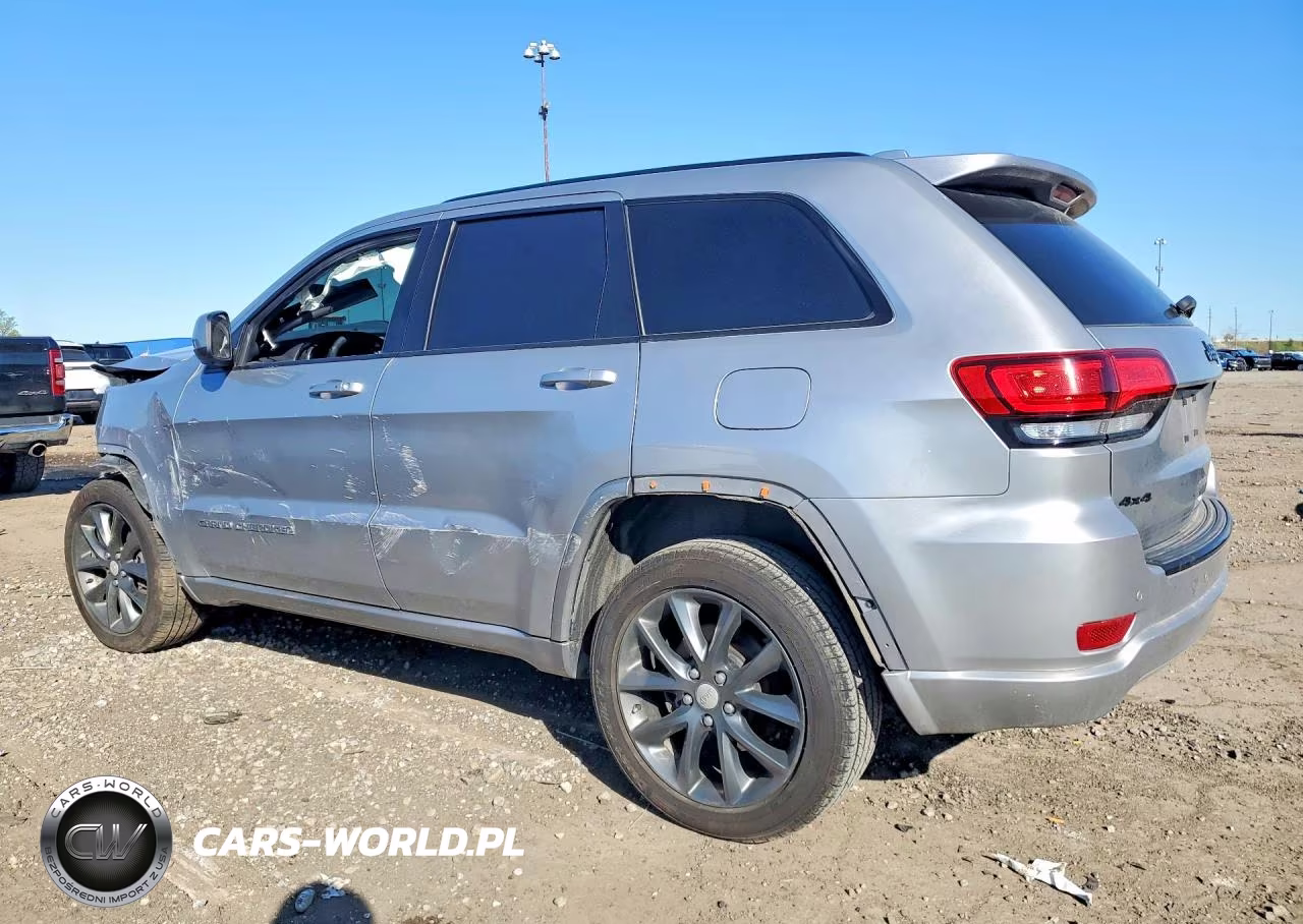 2018 Jeep Grand Cherokee Laredo VIN:1C4RJFAG3JC295694 - 2