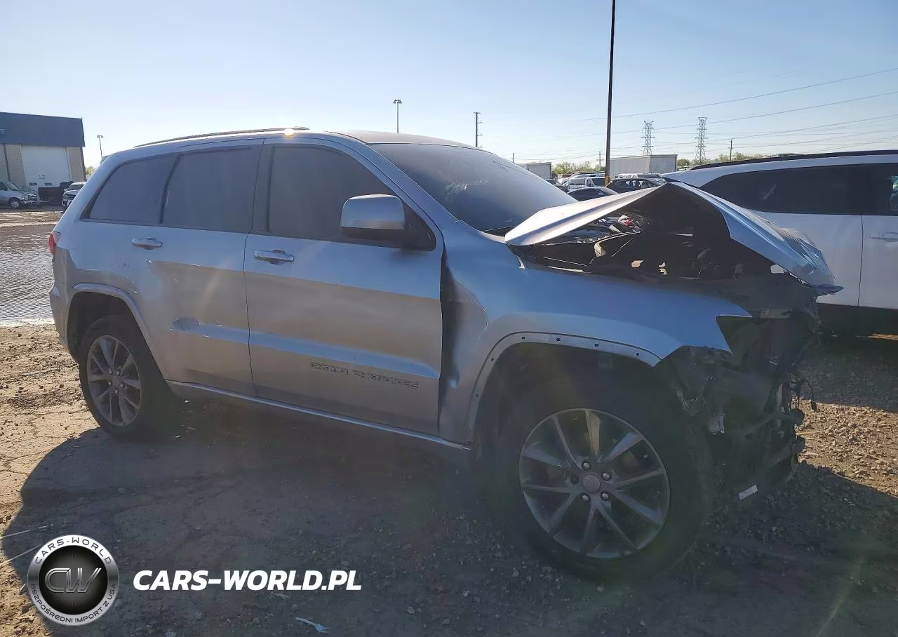 2018 Jeep Grand Cherokee Laredo VIN:1C4RJFAG3JC295694 - 4