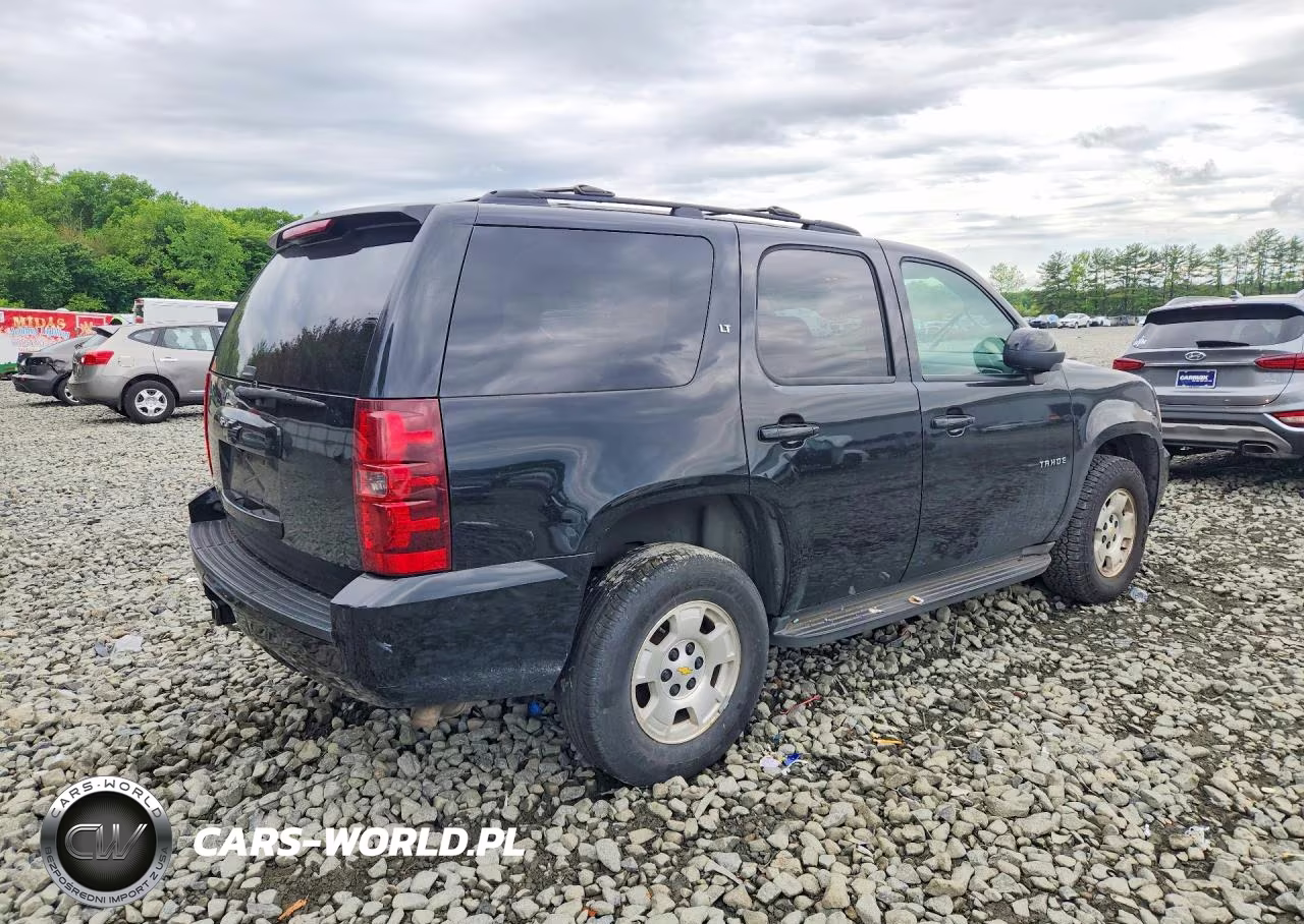 2011 Chevrolet Tahoe K1500 Lt VIN:1GNSKBE0XBR257499 - 3