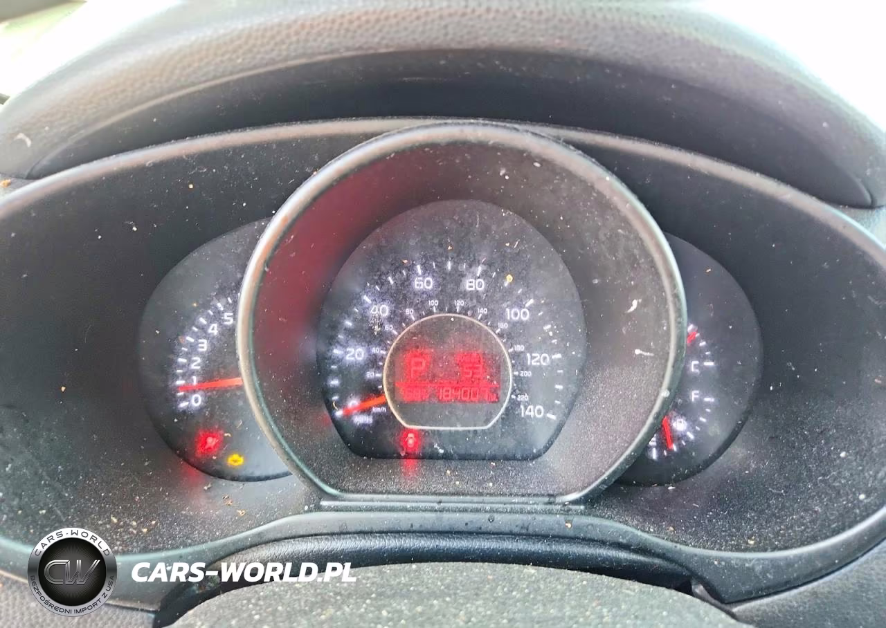 2017 Kia Soul + VIN:KNDJP3A57H7884808 - 9