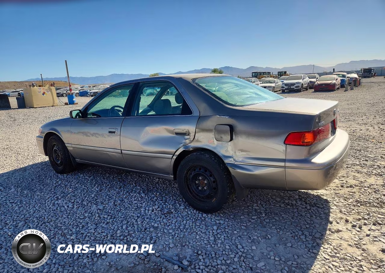 2000 Toyota Camry Le VIN:4T1BG22K3YU623756 - 2