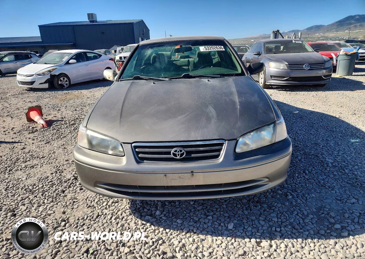 2000 Toyota Camry Le VIN:4T1BG22K3YU623756 - 5