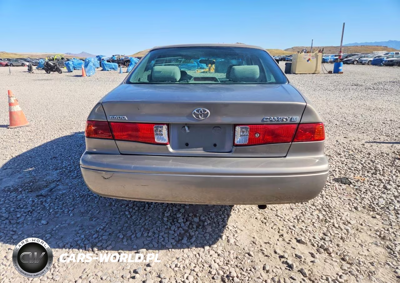 2000 Toyota Camry Le VIN:4T1BG22K3YU623756 - 6