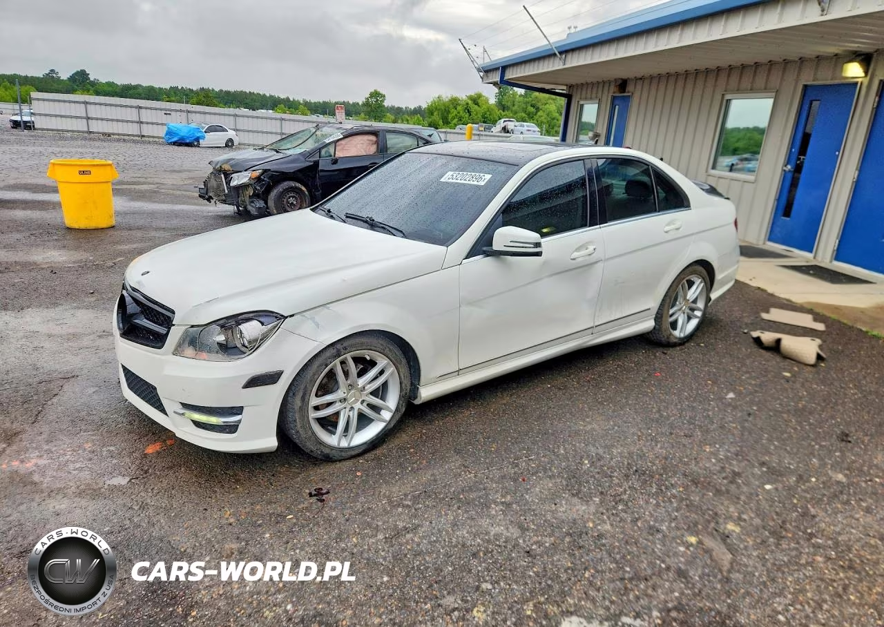 2012 Mercedes-Benz C 250 – zdjęcie 1 z 12