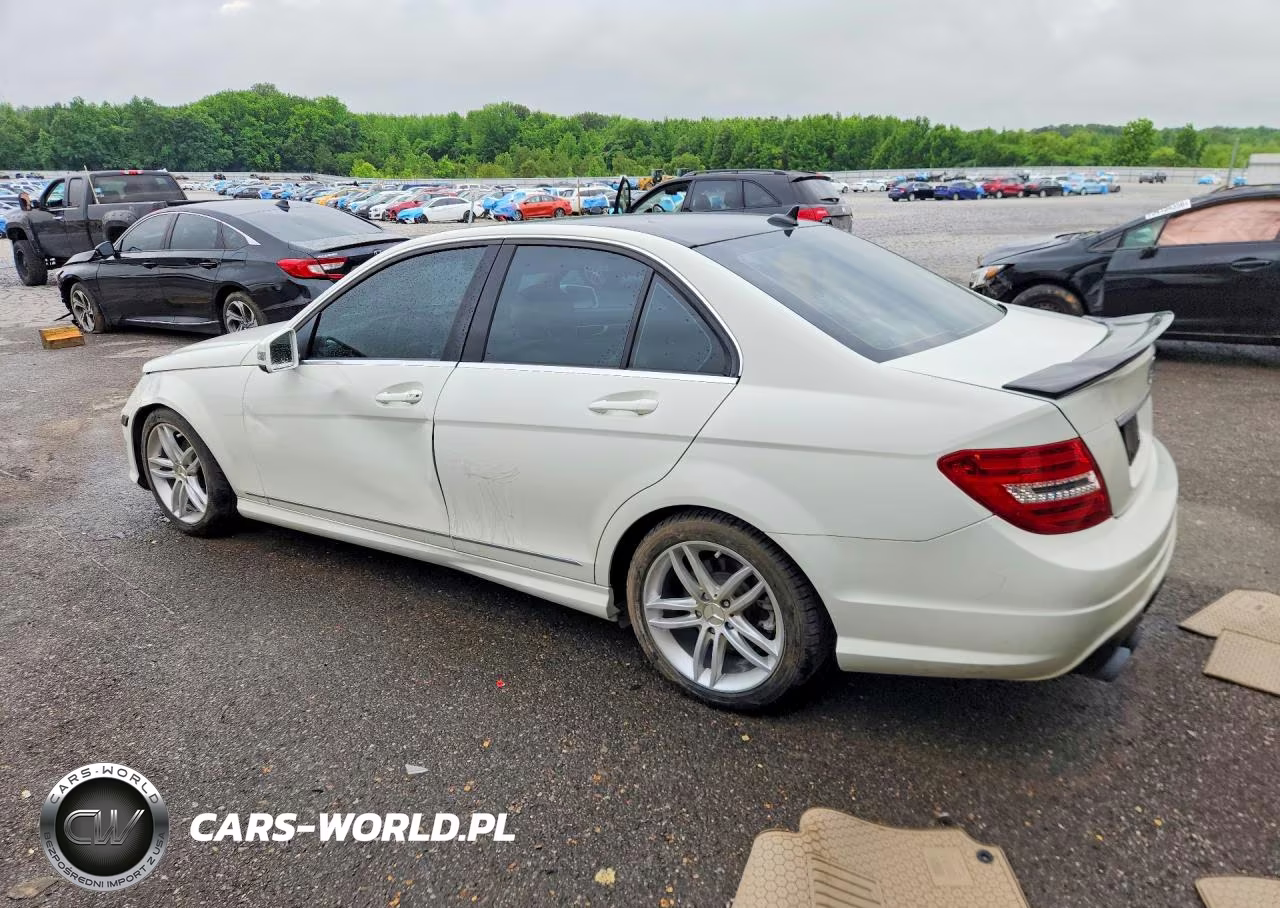 2012 Mercedes-Benz C 250 VIN:WDDGF4HB0CR218066 - 2