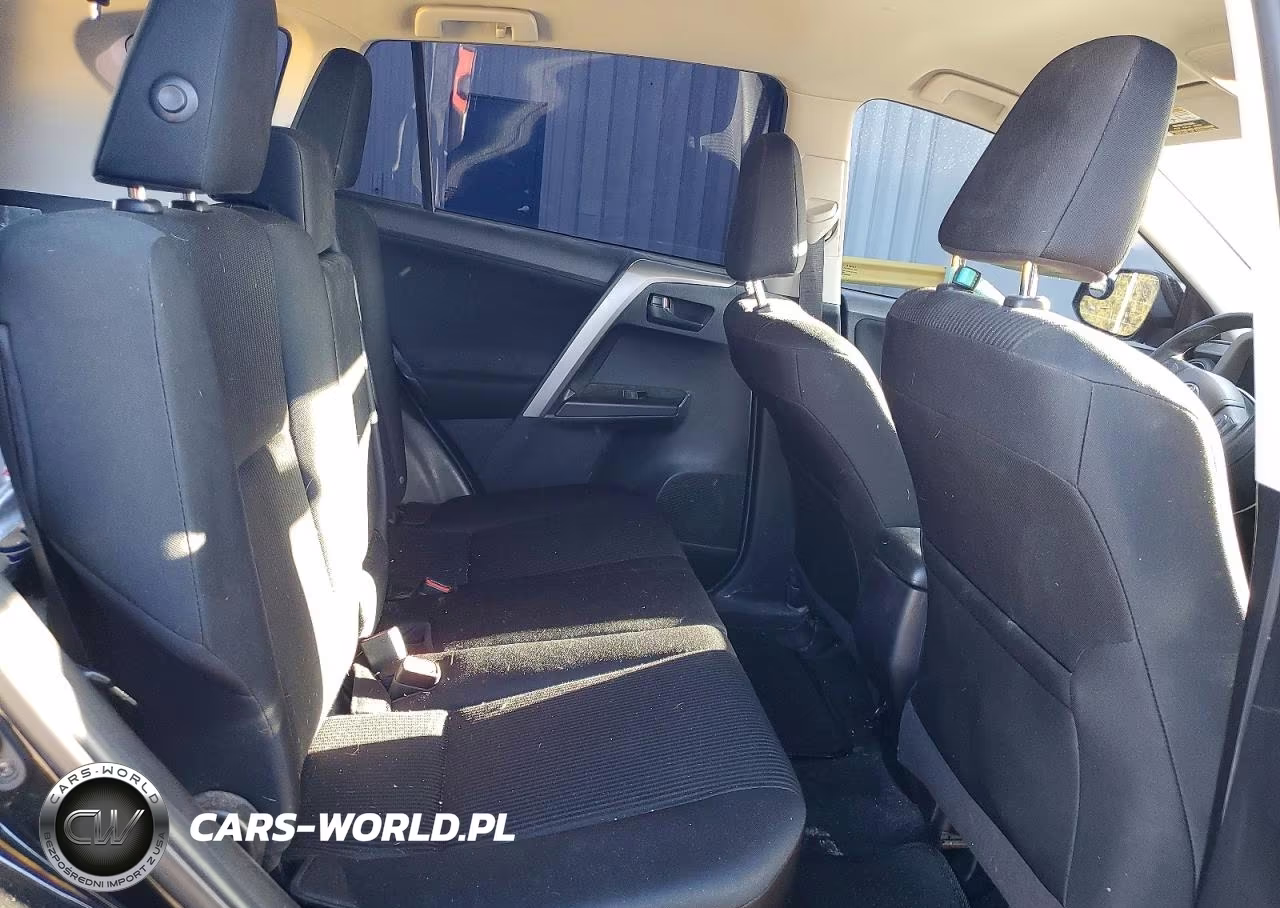 2018 Toyota Rav4 Le VIN:2T3BFREV8JW741347 - 11