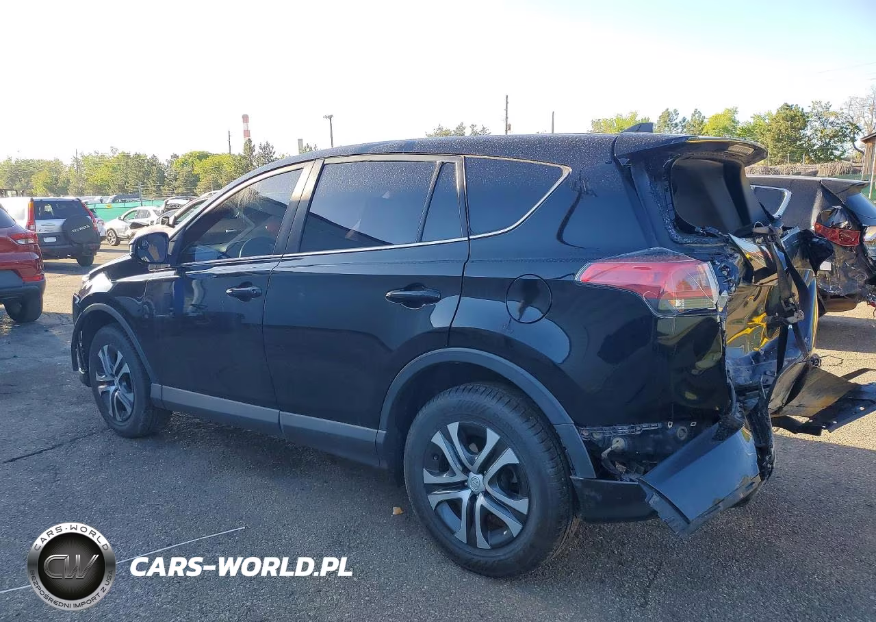 2018 Toyota Rav4 Le VIN:2T3BFREV8JW741347 - 2