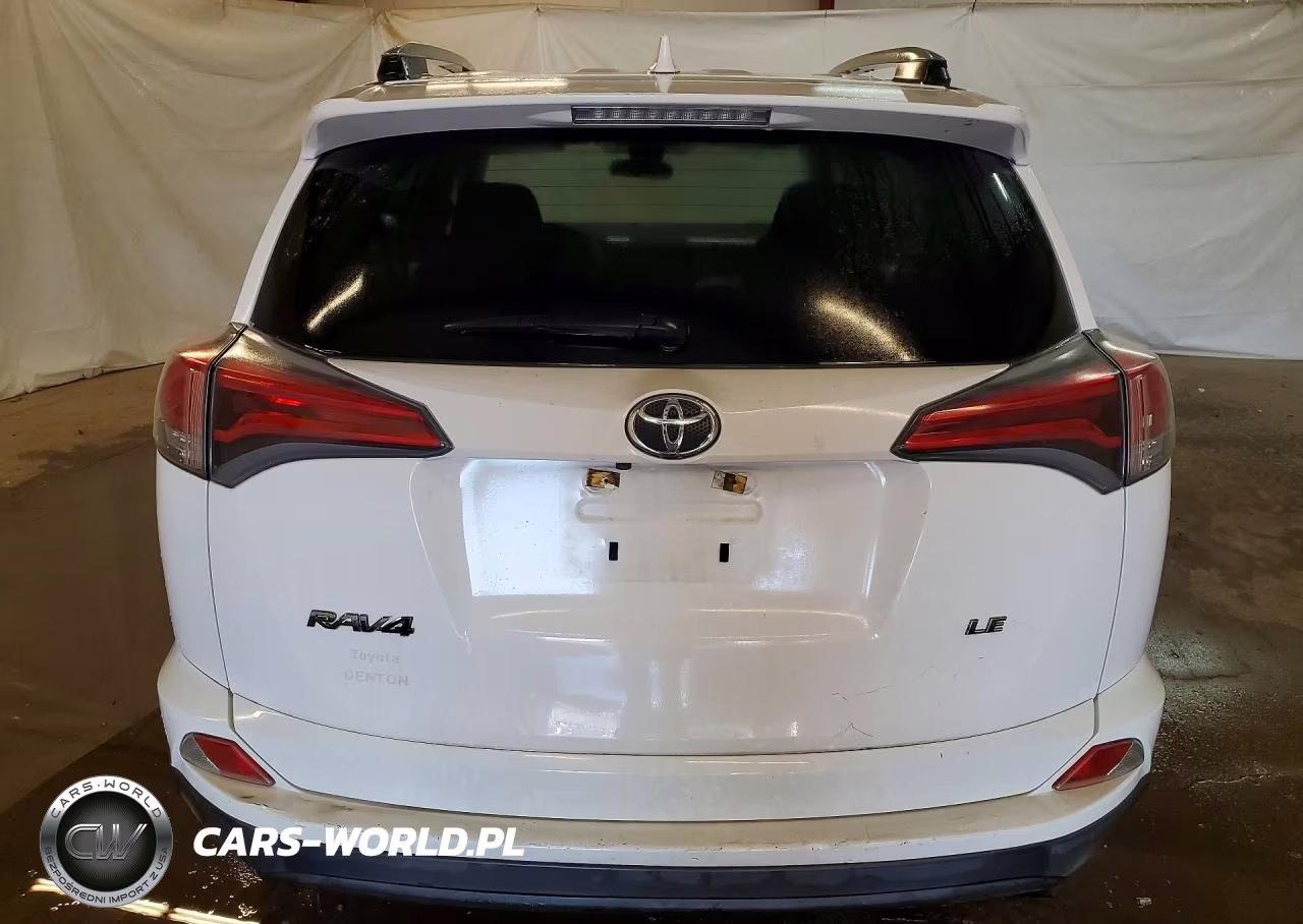 2017 Toyota Rav4 Le VIN:JTMZFREV3HJ107175 - 6