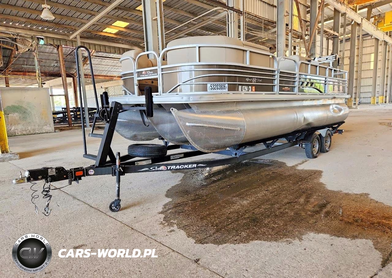 2023 Suntracker Tritoon Boat VIN:BUU81406F223 - 2