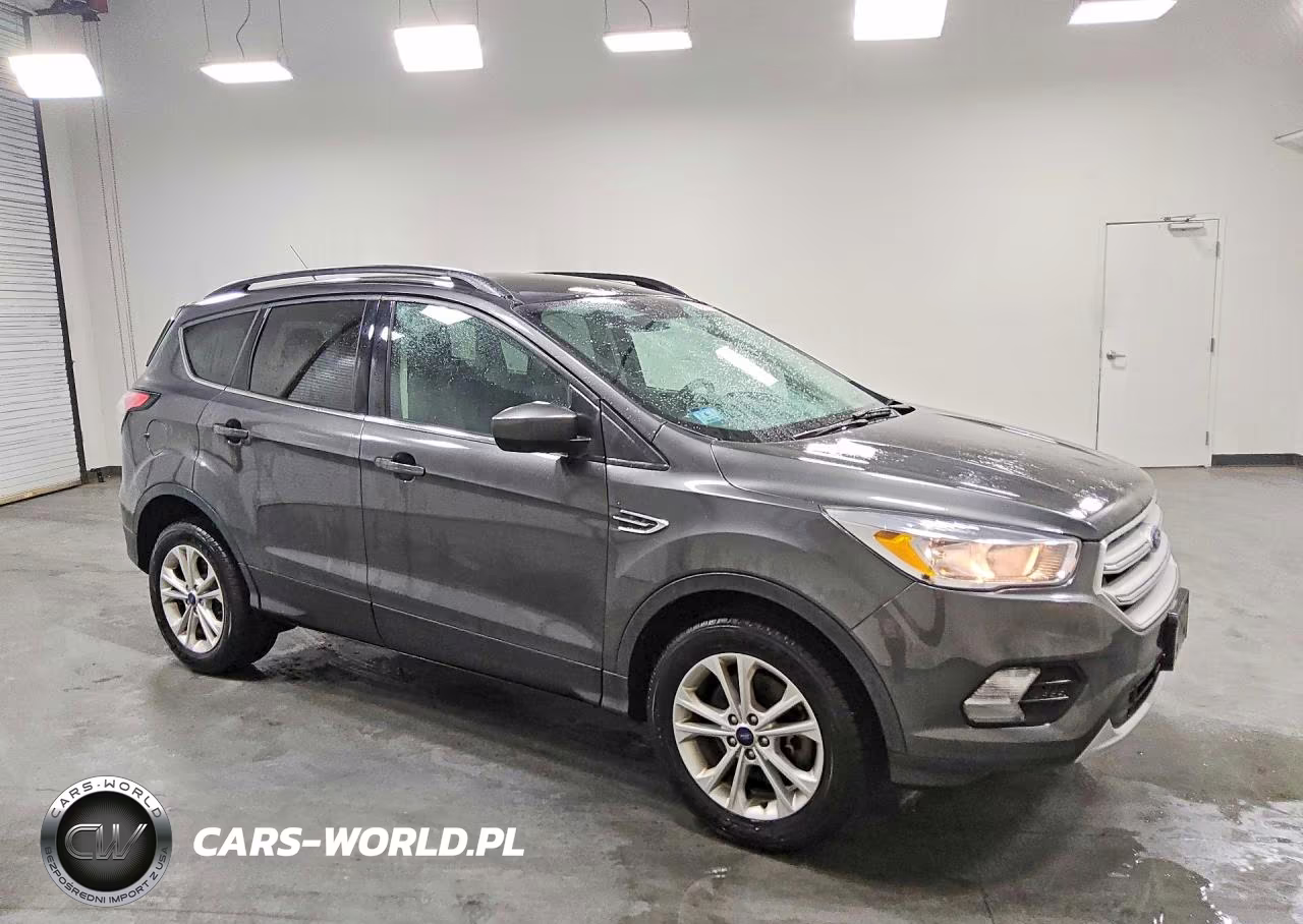2018 Ford Escape Se VIN:1FMCU9GD1JUC10675 - 4