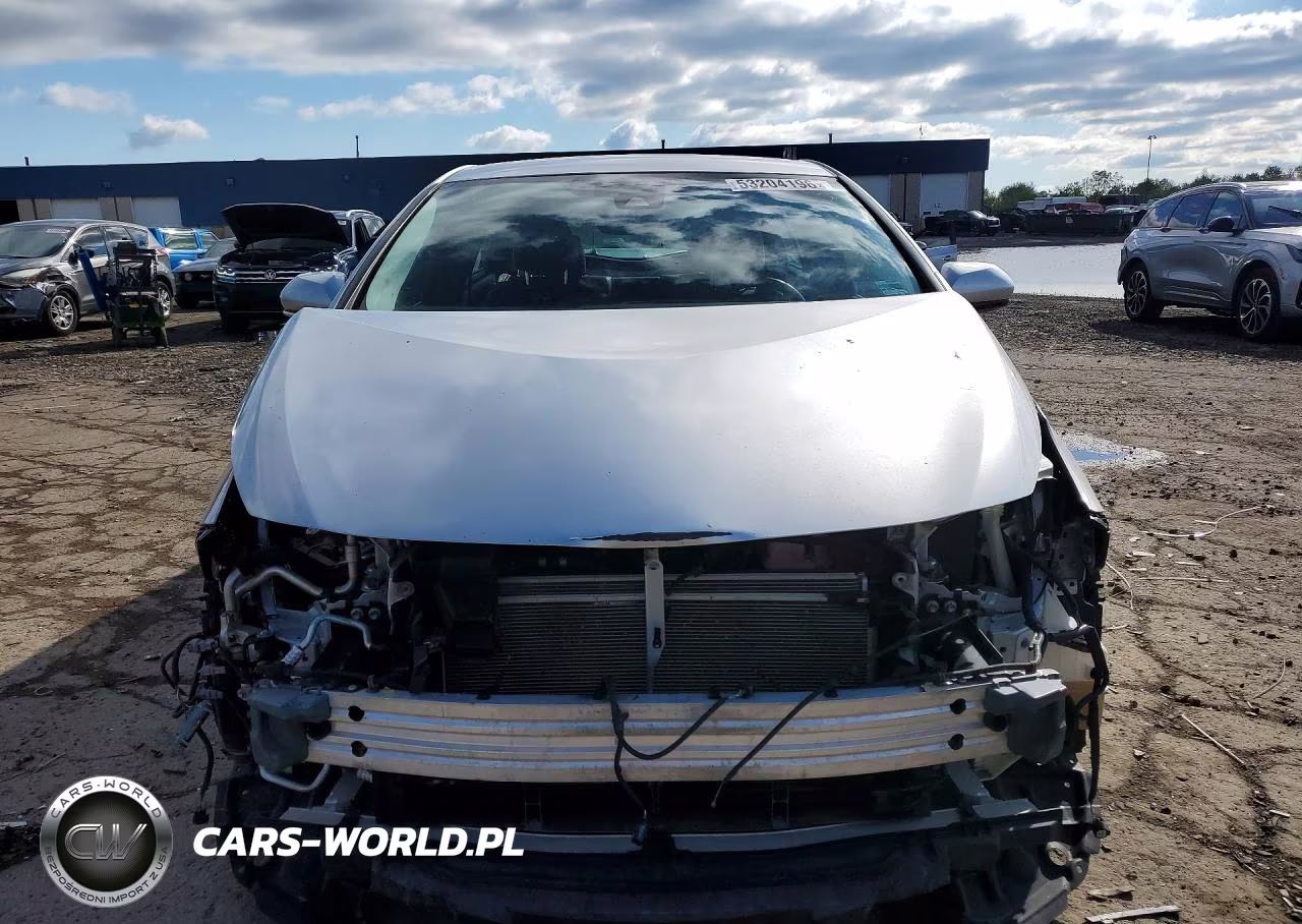 2018 Toyota Prius Prime Advanced VIN:JTDKARFP0J3072296 - 5