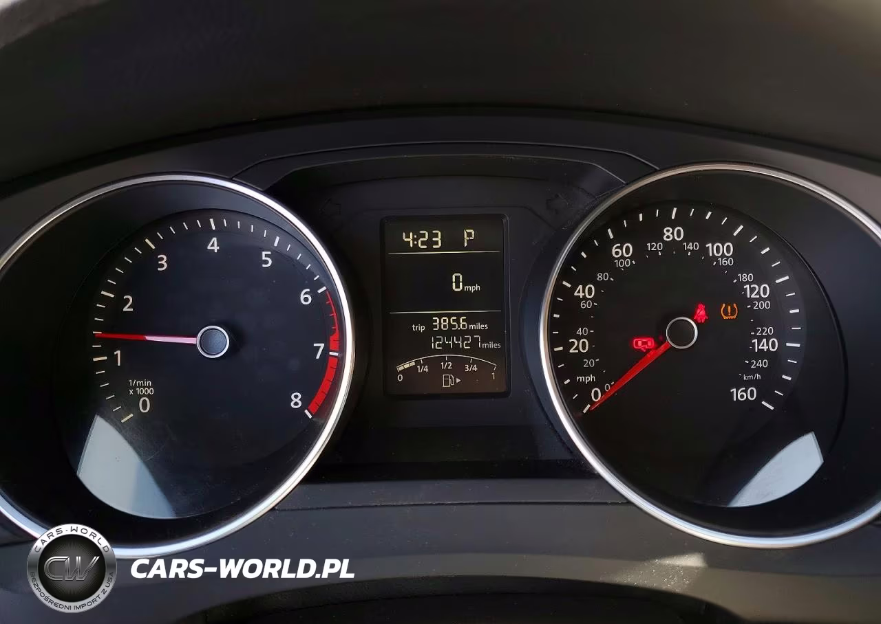 2018 Volkswagen Jetta VIN:3VW2B7AJ2JM259460 - 9