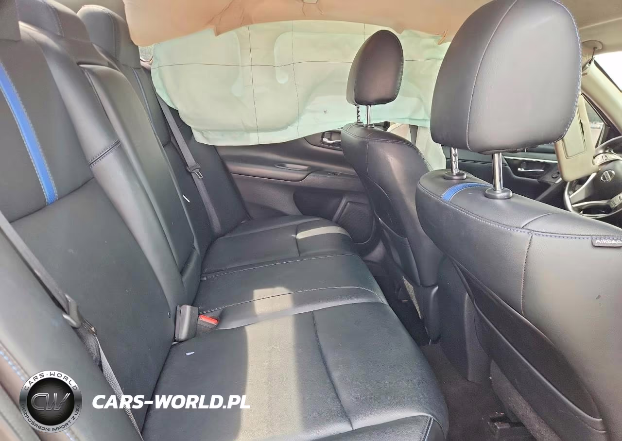 2018 Nissan Altima 2.5 Sr VIN:1N4AL3AP3JC184302 - 10