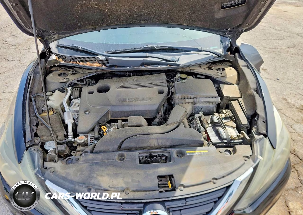 2018 Nissan Altima 2.5 Sr VIN:1N4AL3AP3JC184302 - 11