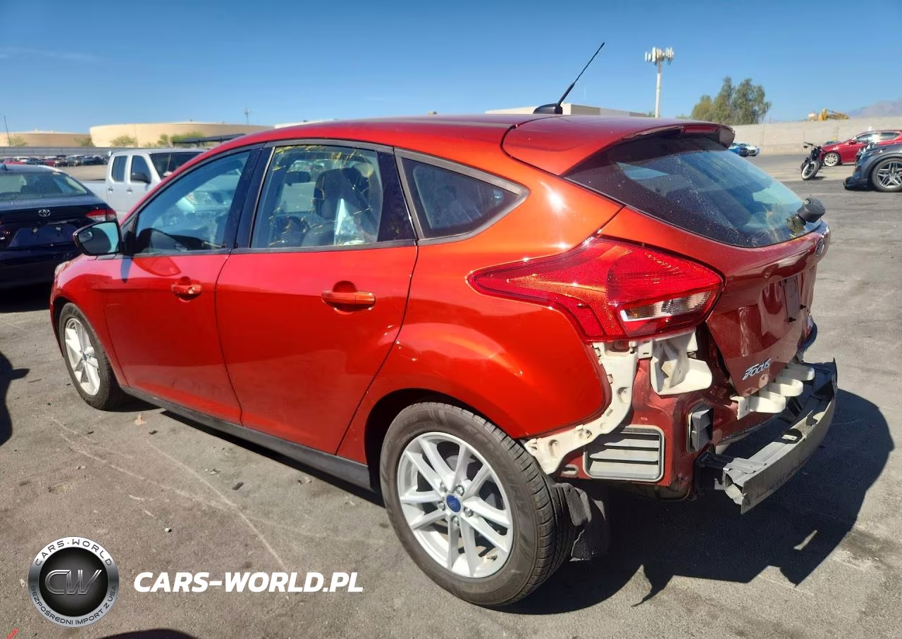 2018 Ford Focus Se VIN:1FADP3K20JL331325 - 2