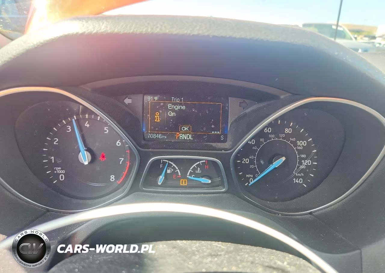 2018 Ford Focus Se VIN:1FADP3K20JL331325 - 9