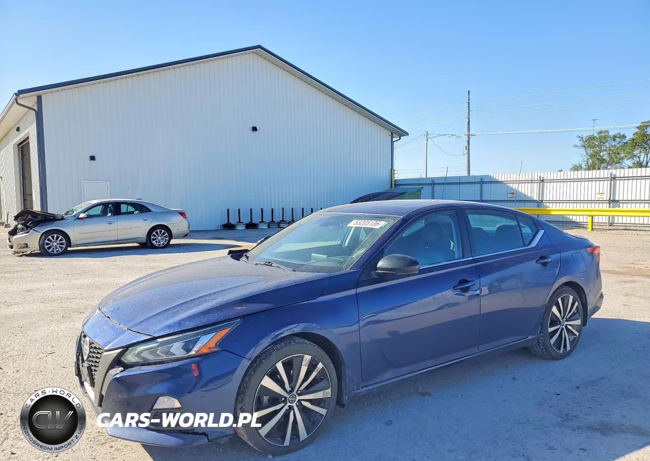 2021 Nissan Altima Sr