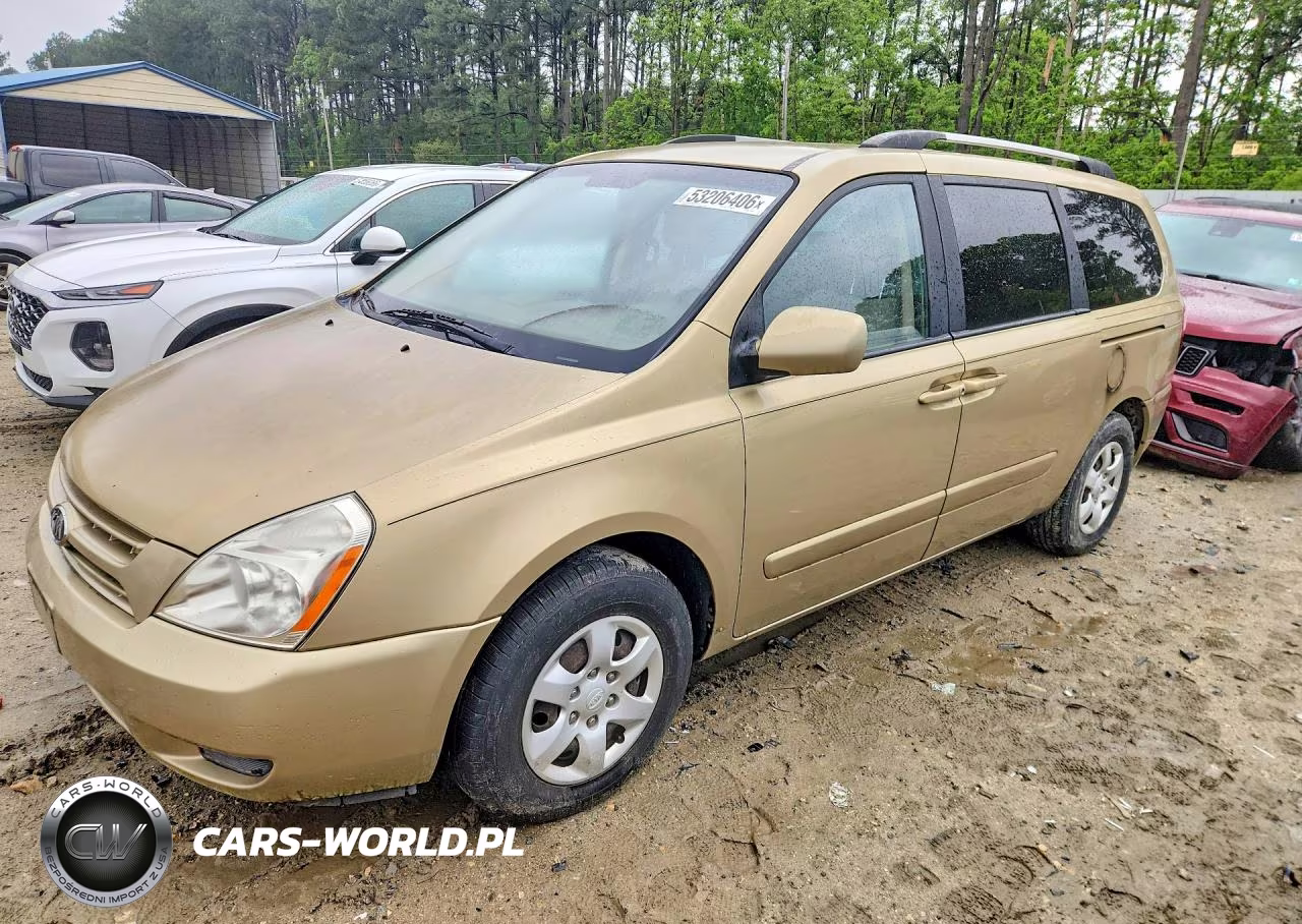 2010 Kia Sedona Lx