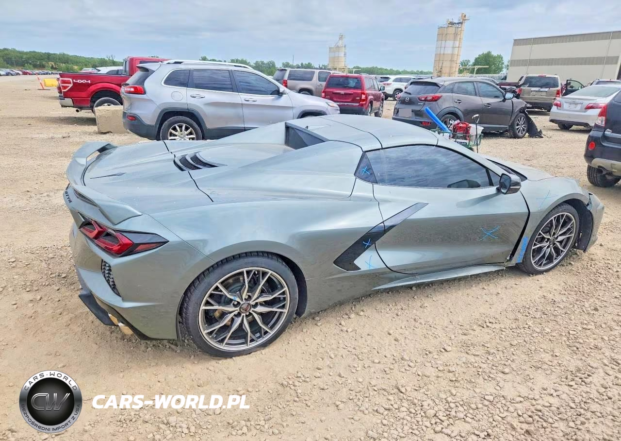 2023 Chevrolet Corvette Stingray 2Lt VIN:1G1YB3D42P5128094 - 3