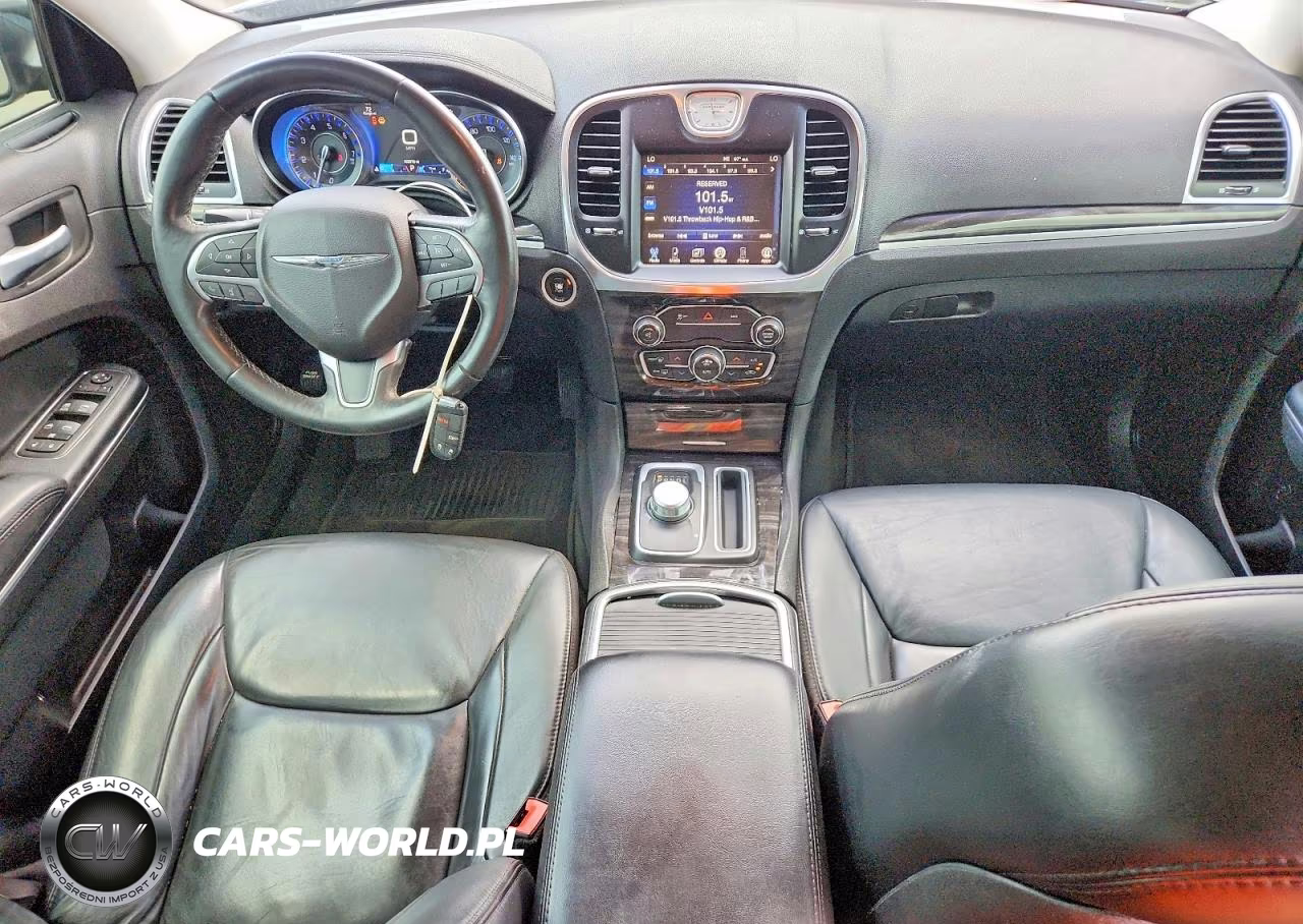 2015 Chrysler 300 Limited VIN:2C3CCAAG3FH742987 - 8