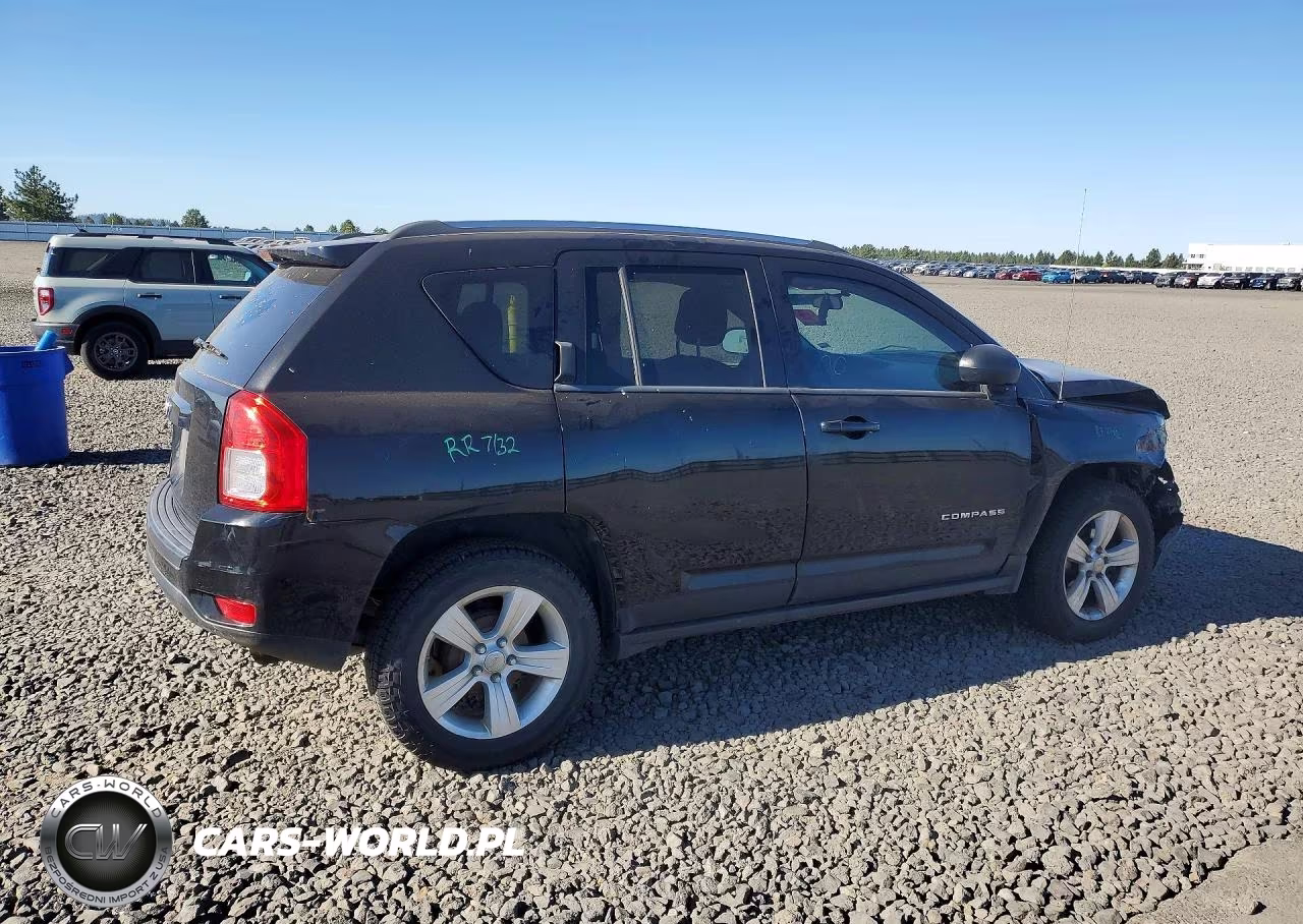 2012 Jeep Compass Sport VIN:1C4NJCBA7CD601039 - 3