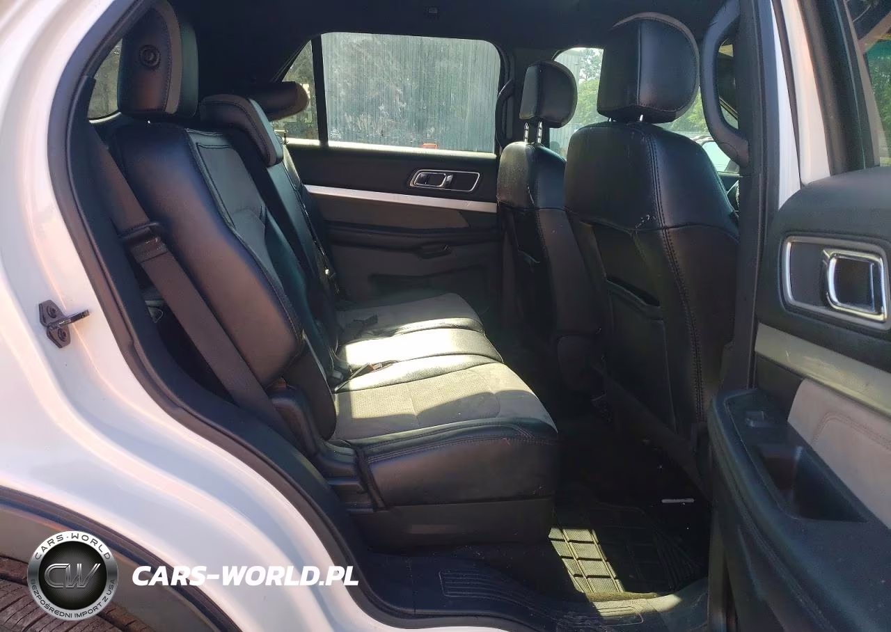 2017 Ford Explorer Xlt VIN:1FM5K7D81HGB50030 - 11