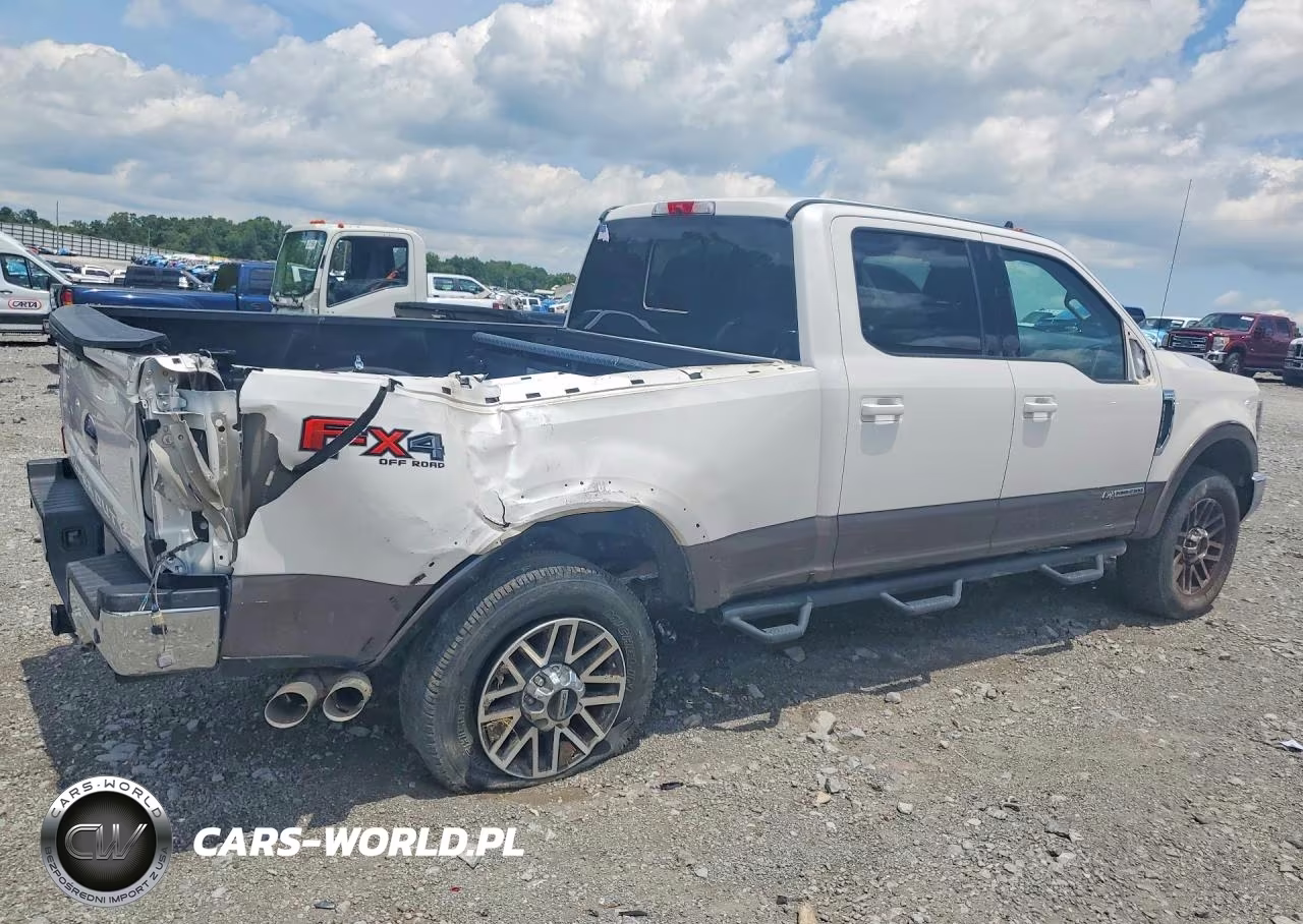 2019 Ford F350 Super Duty VIN:1FT8W3BT0KEC50869 - 3