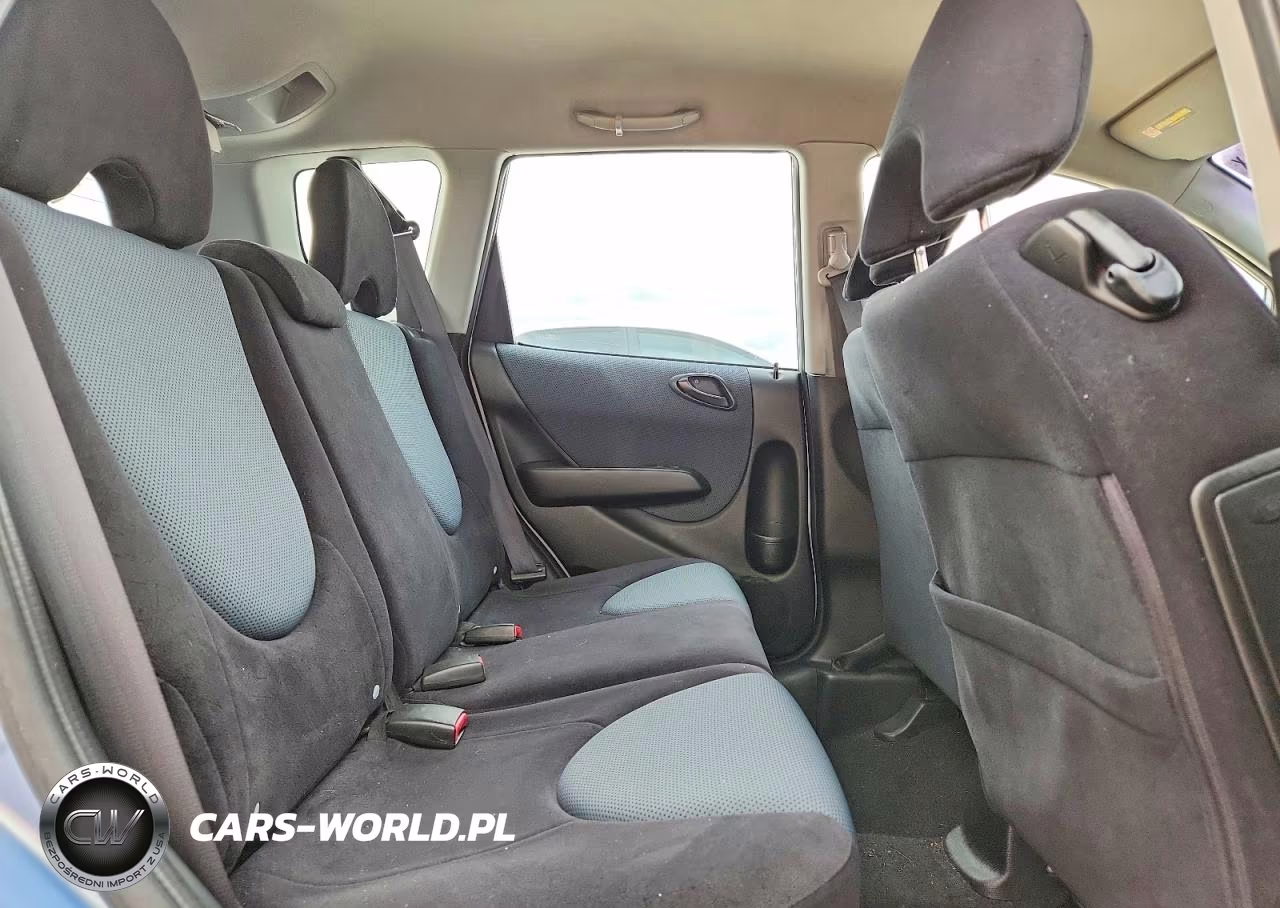 2008 Honda Fit VIN:JHMGD38438S000908 - 10
