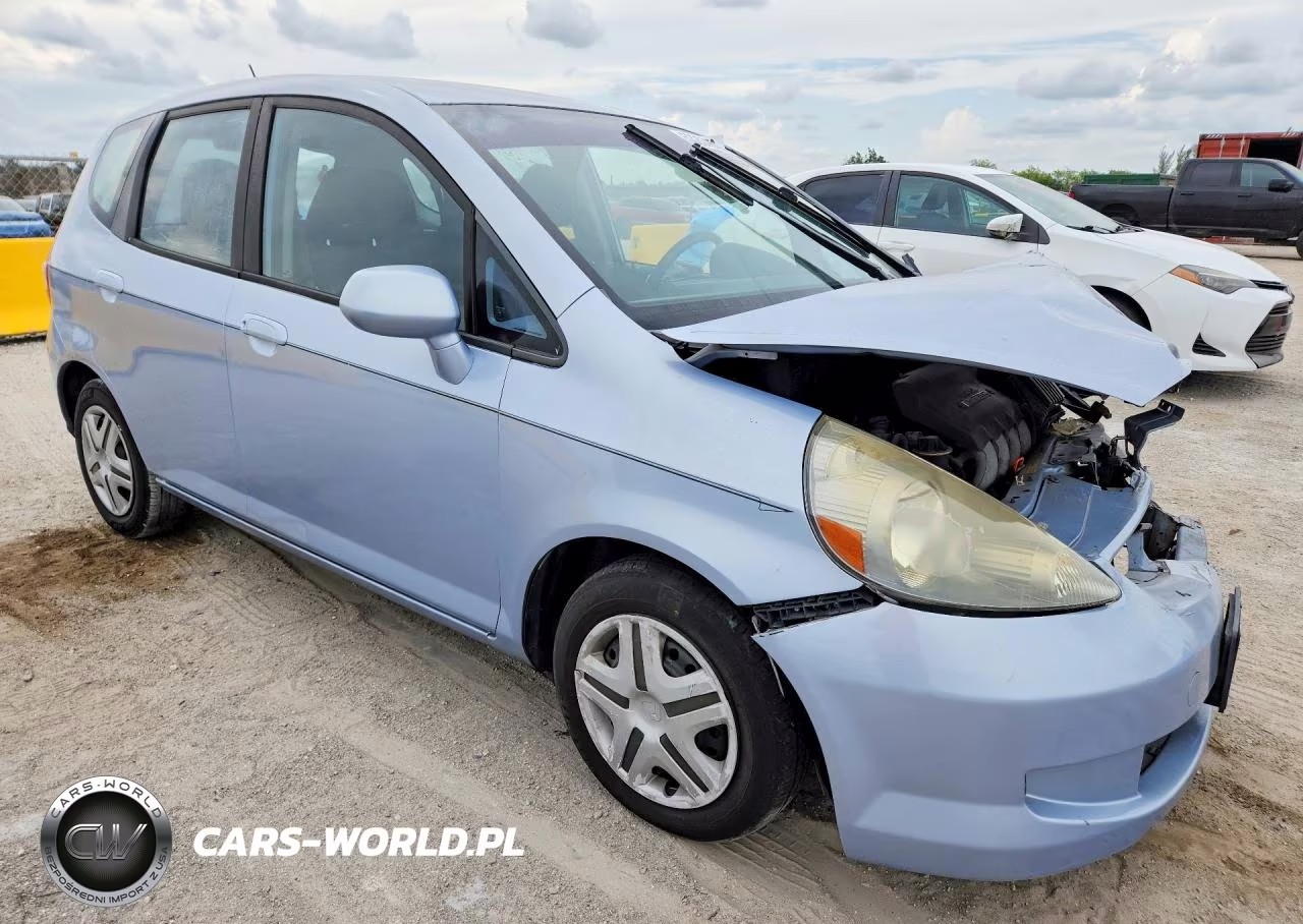 2008 Honda Fit VIN:JHMGD38438S000908 - 4