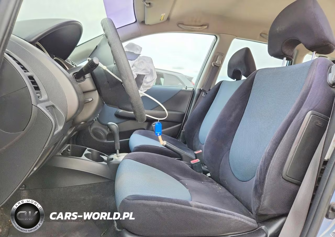 2008 Honda Fit VIN:JHMGD38438S000908 - 7