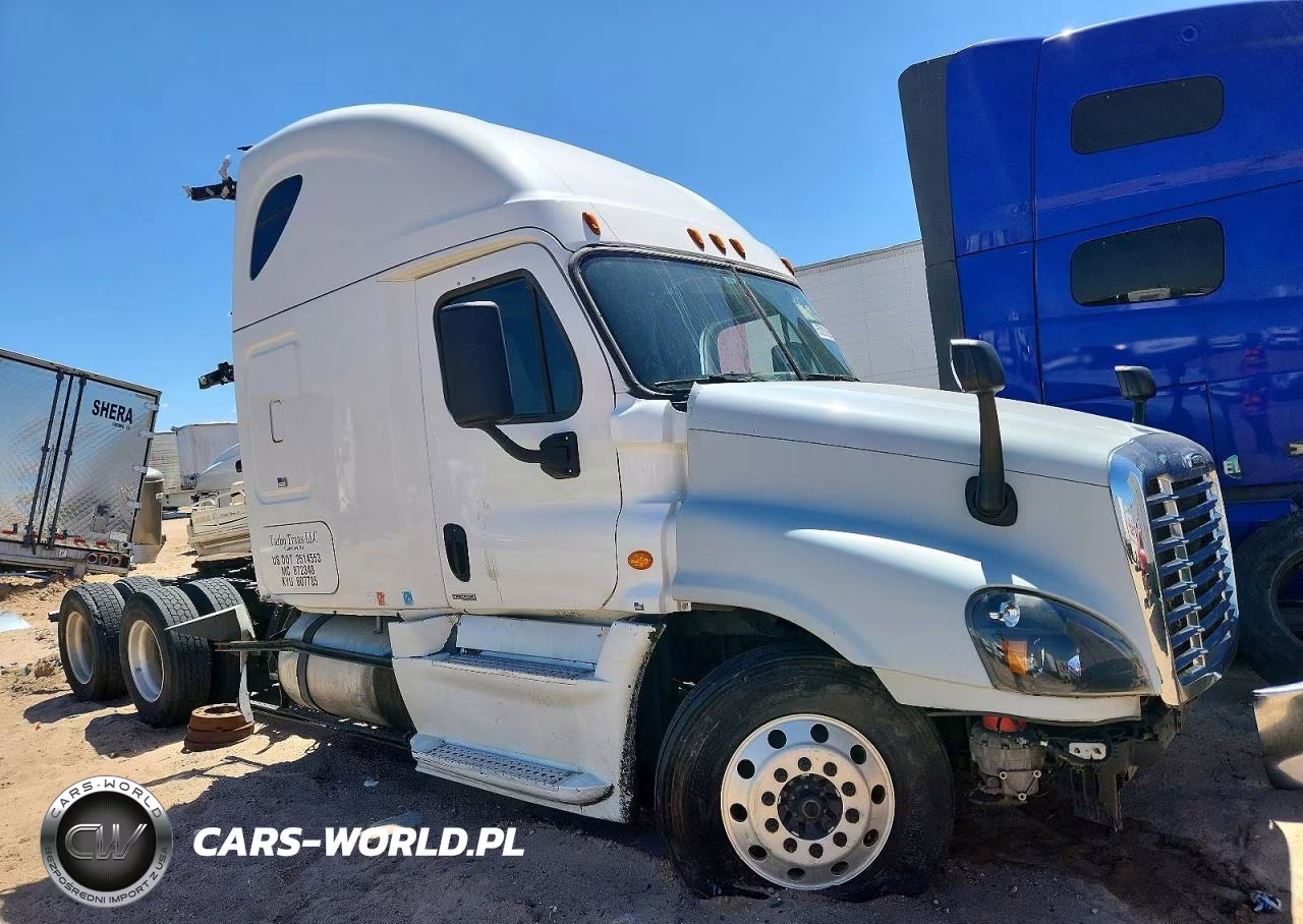 2016 Freightliner Cascadia 125 Semi Truck