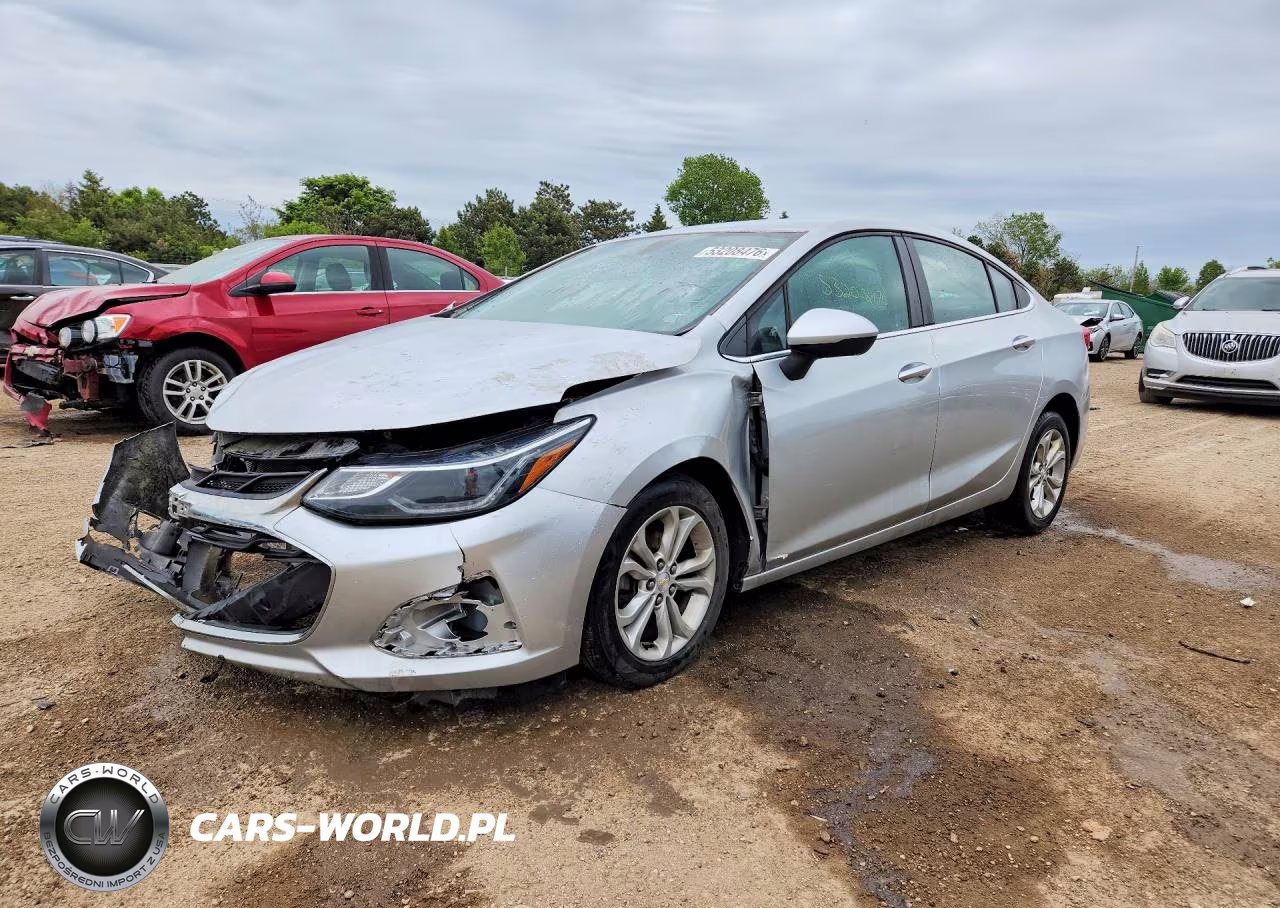 2019 Chevrolet Cruze Lt – zdjęcie 1 z 13