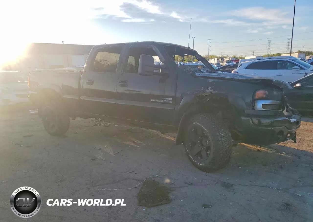 2007 GMC Sierra K2500 Heavy Duty VIN:1GTHK23DX7F163138 - 4