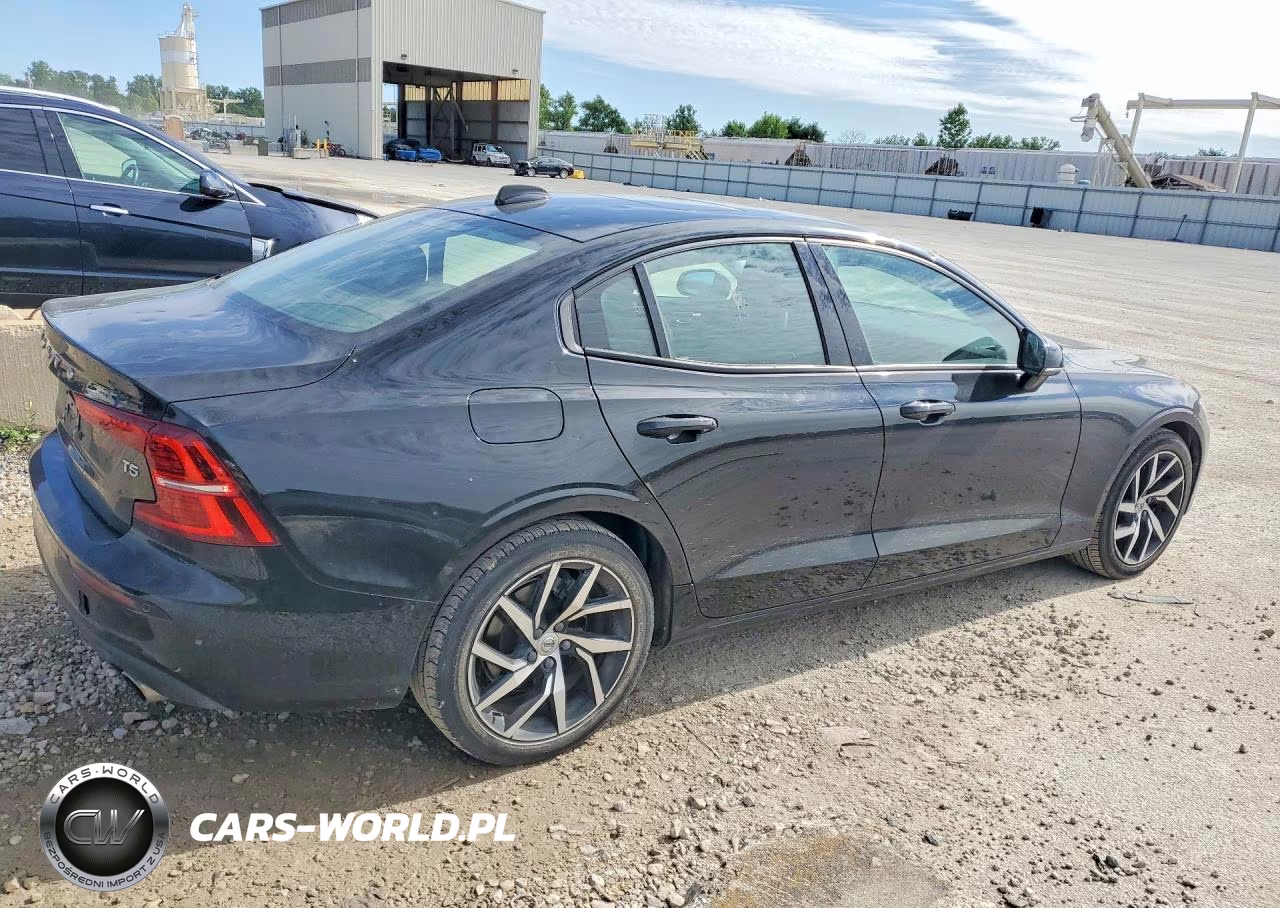 2020 Volvo S60 T5 Momentum VIN:7JR102FK7LG048391 - 3