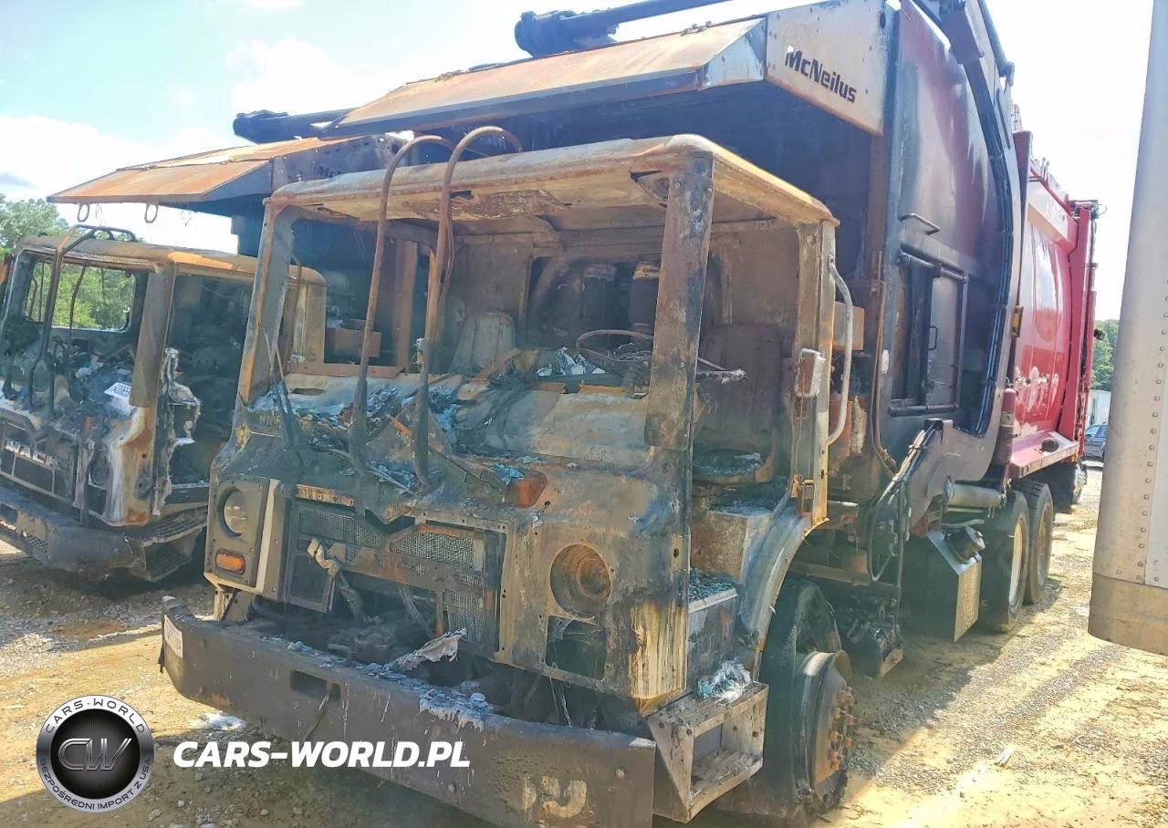 2018 Mack Mru600 Refuse Truck VIN:1M2AV04C5JM018946 - 2