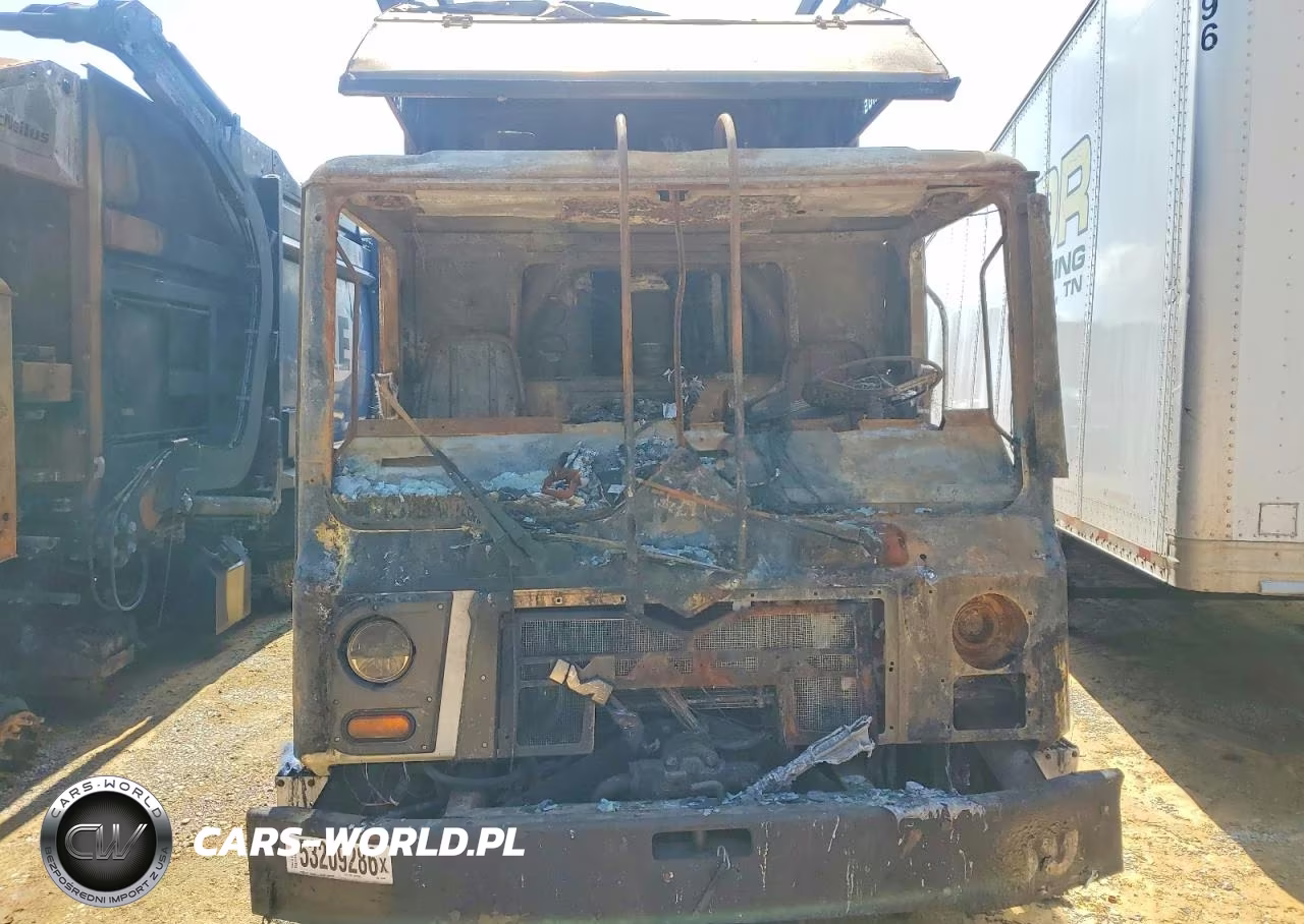 2018 Mack Mru600 Refuse Truck VIN:1M2AV04C5JM018946 - 9