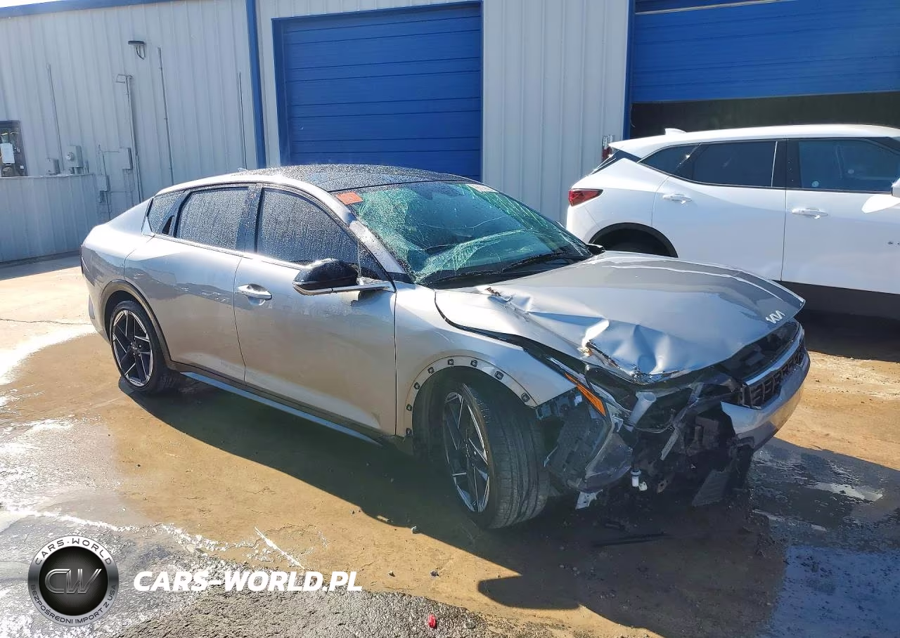 2025 Kia K4 Gt Line VIN:3KPFW4DE6SE210117 - 4