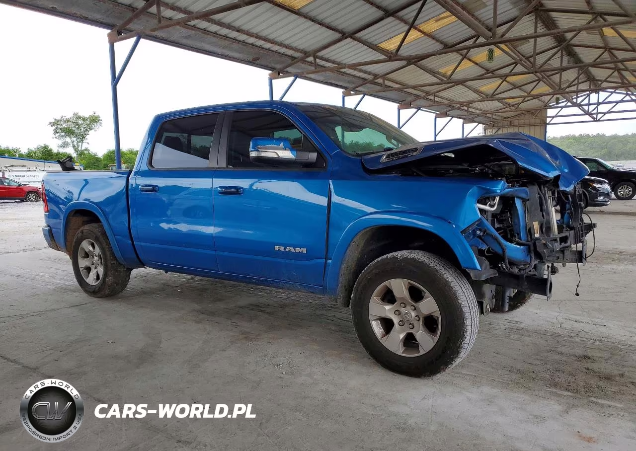 2022 Ram 1500 Laramie VIN:1C6SRFJT4NN473282 - 4