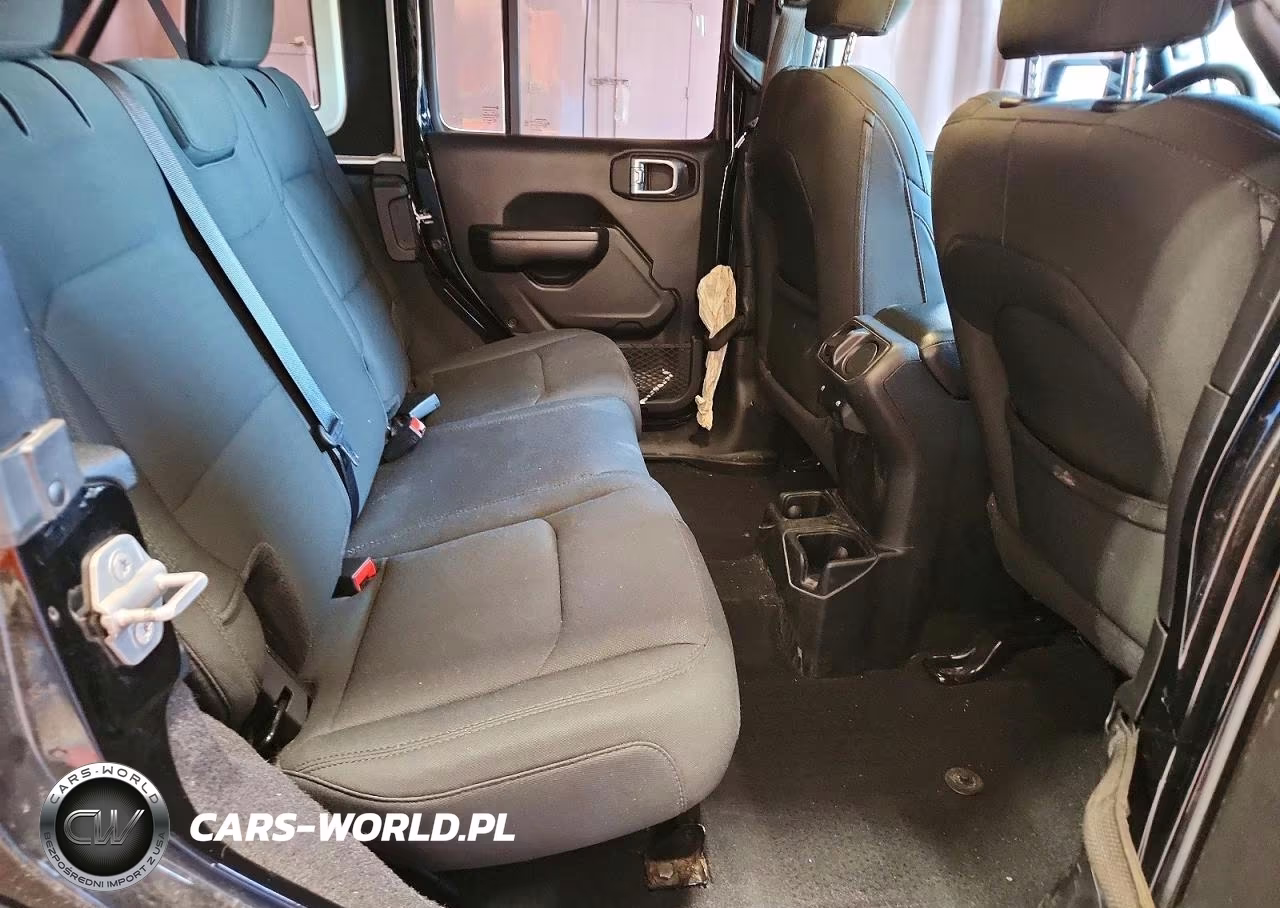 2021 Jeep Wrangler Unlimited Sport VIN:1C4HJXDG5MW727623 - 11