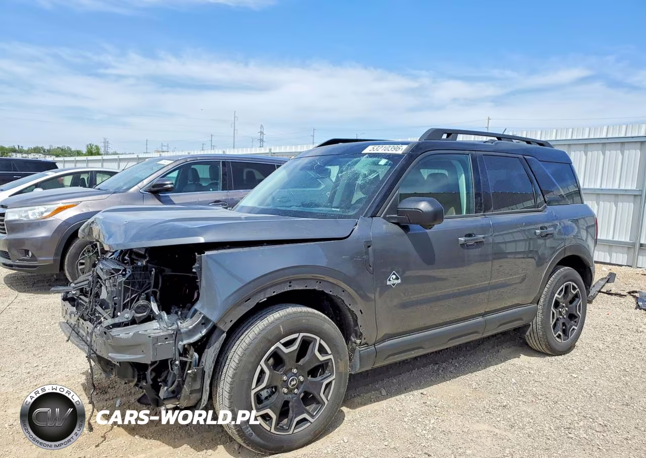 2025 Ford Bronco Sport Outer Banks – zdjęcie 1 z 13