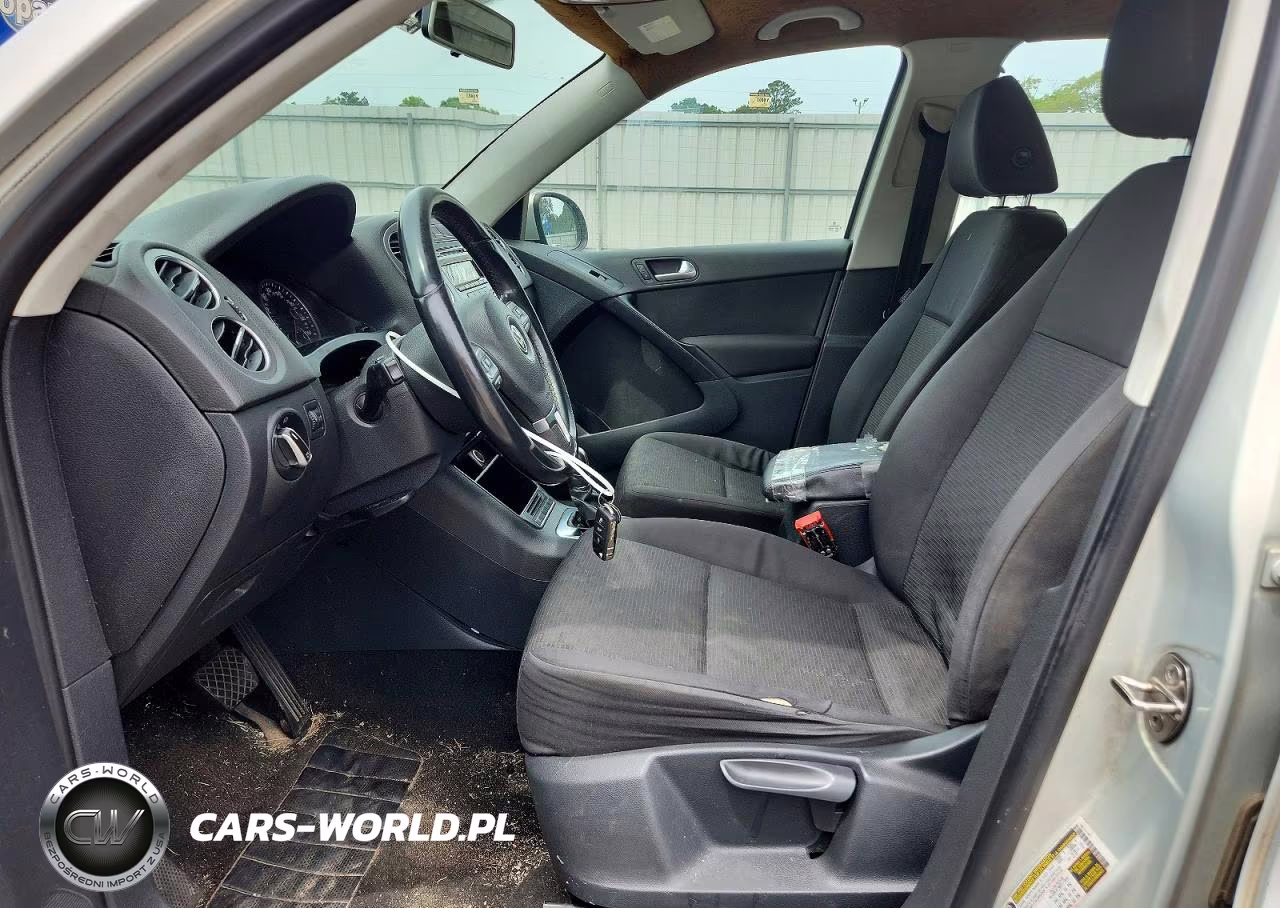 2014 Volkswagen Tiguan S VIN:WVGAV3AX2EW568012 - 7