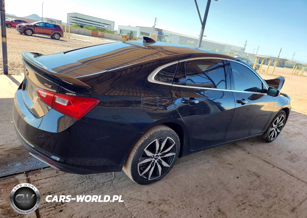 2023 Chevrolet Malibu Rs VIN:1G1ZG5ST7PF159346 - 3