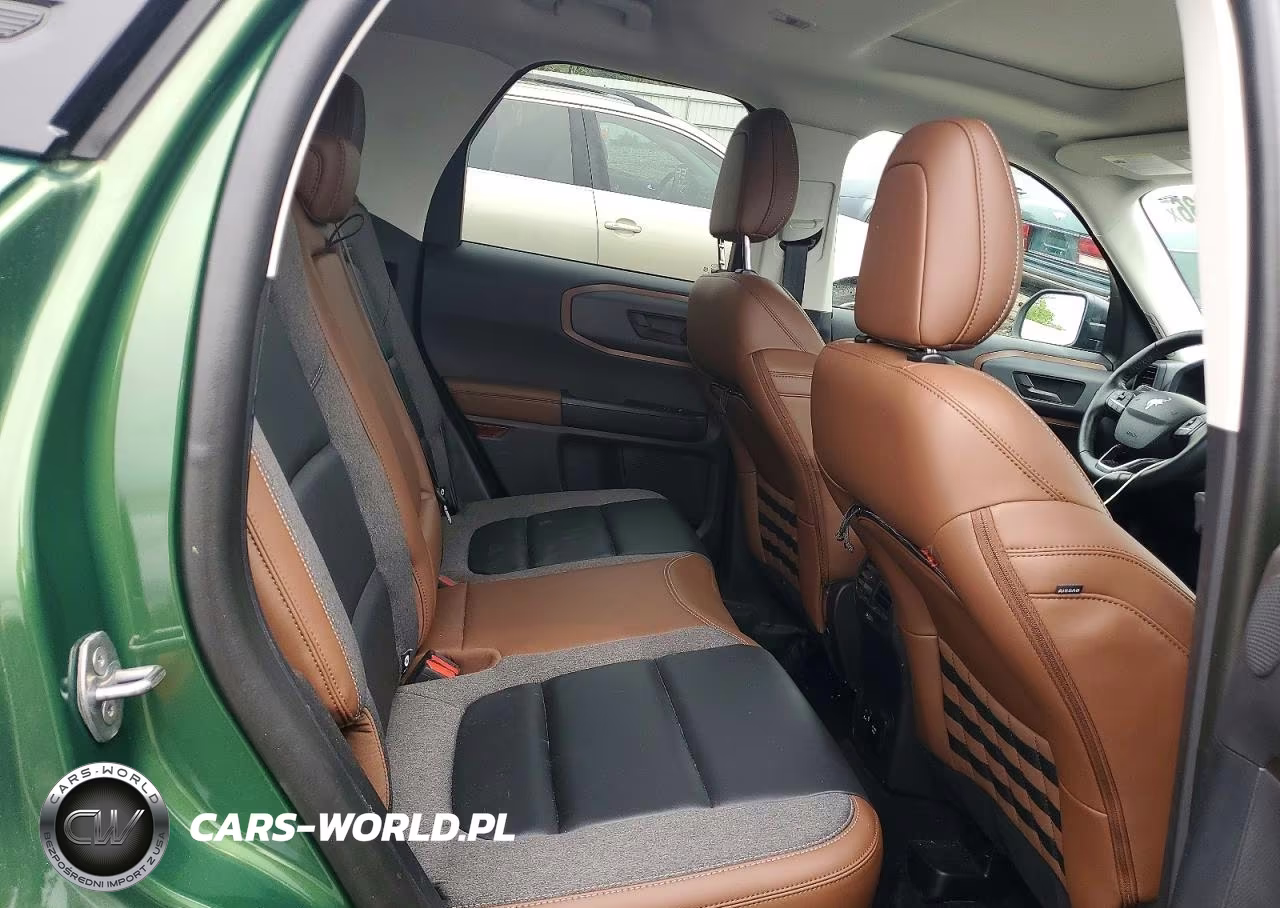 2023 Ford Bronco Sport Outer Banks VIN:3FMCR9C62PRE38144 - 11